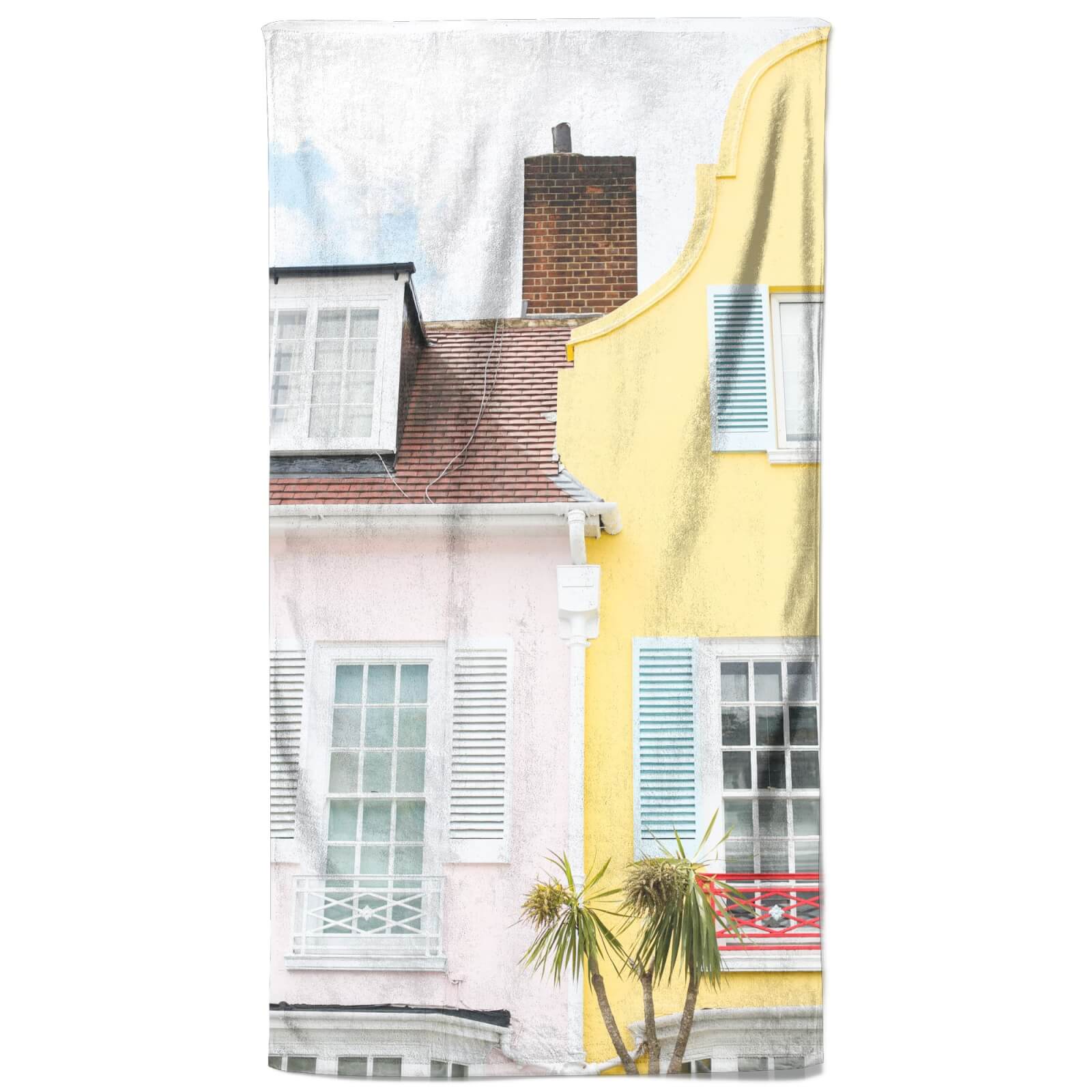 Bringing Summer To London Beach Towel