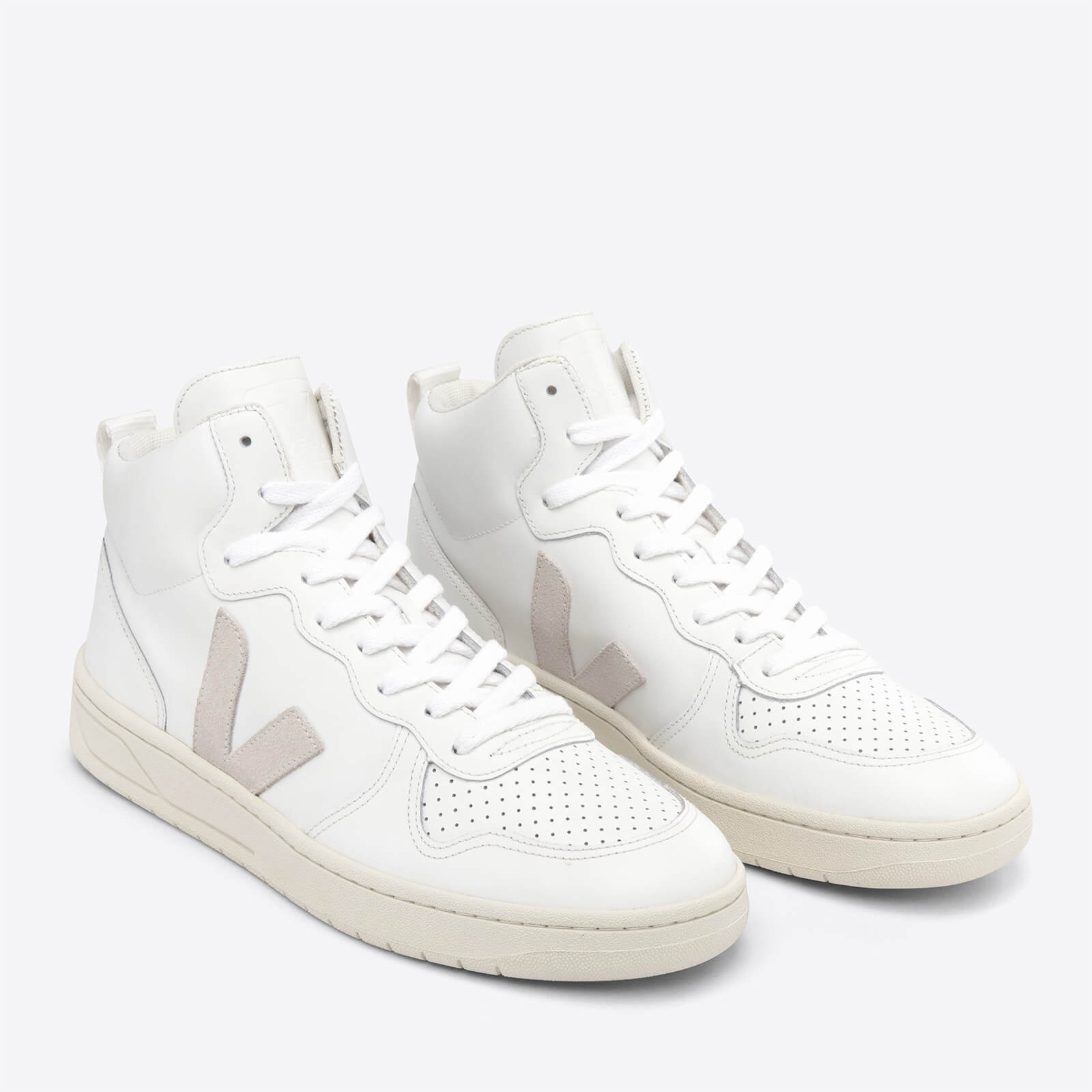 Veja V-15 Recycled High Top Trainers In Leather
