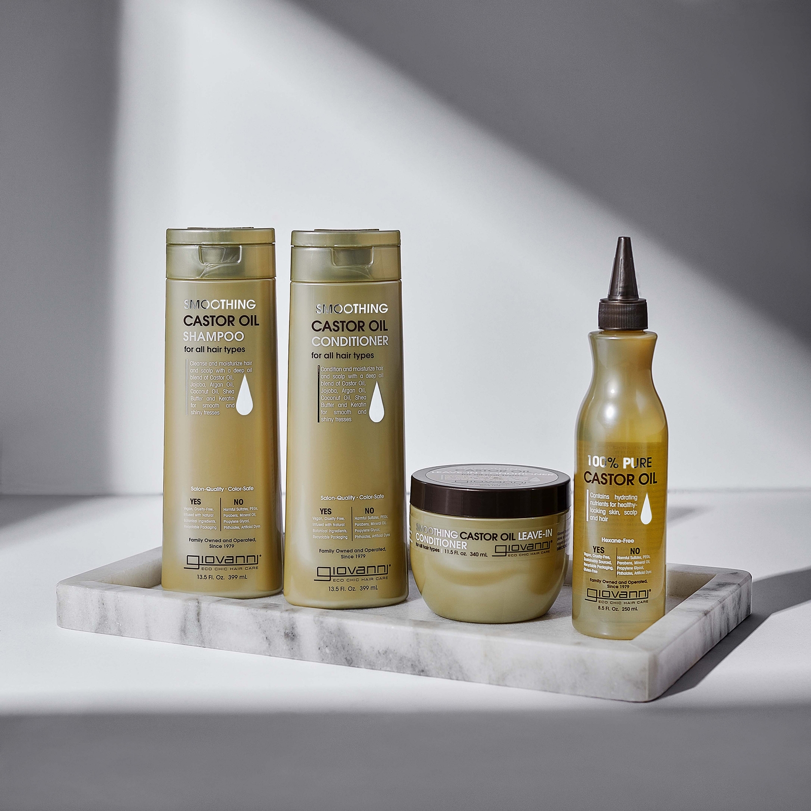 Thumbnail - Giovanni Smoothing Castor Oil Conditioner 399ml