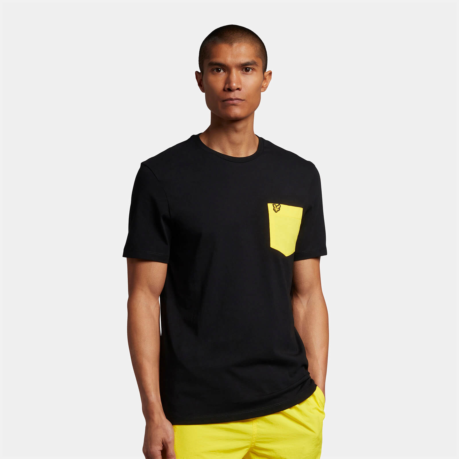 

Men's Contrast Pocket T-Shirt - Jet Black/Sunshine Yellow - XL