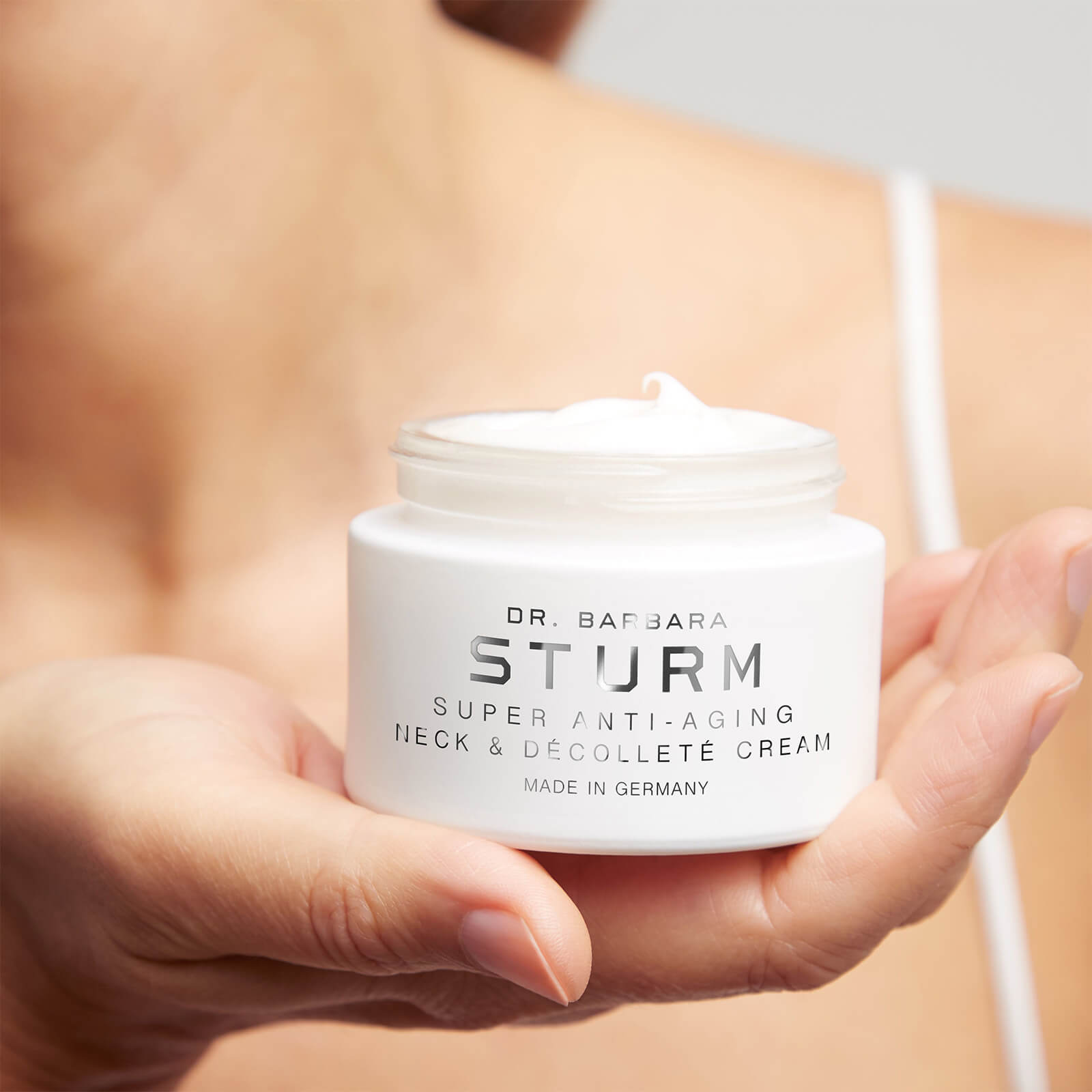 Thumbnail - Dr. Barbara Sturm Super Anti-Aging Neck and Decollete Cream 50ml