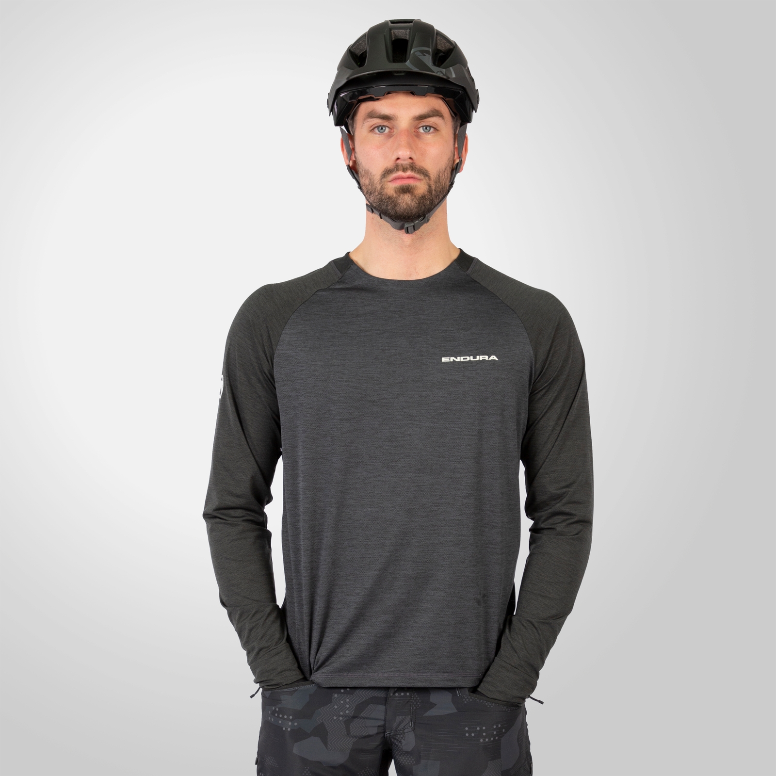 Endura Men's SingleTrack L/S Jersey - Pewter Grey | Extra 10% off first order.