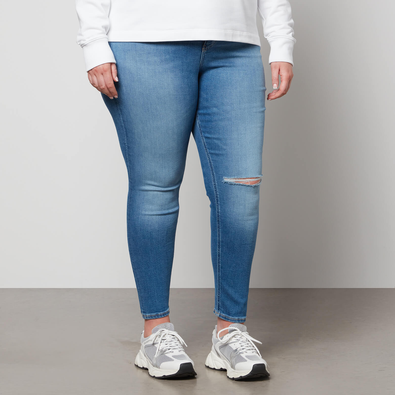 Calvin Klein Jeans Plus High-Rise Stretch-Denim Skinny Jeans