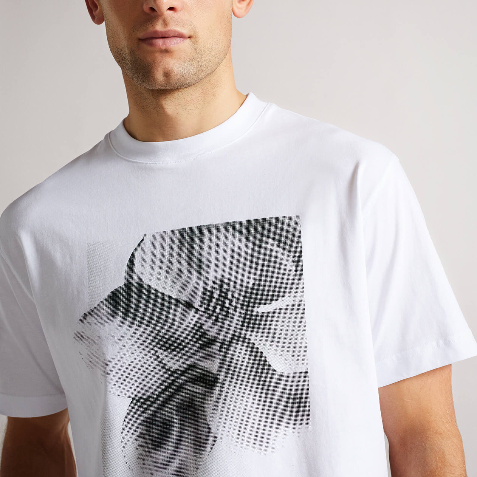 ted baker huttonn flower printed organic cotton t-shirt - 3/m