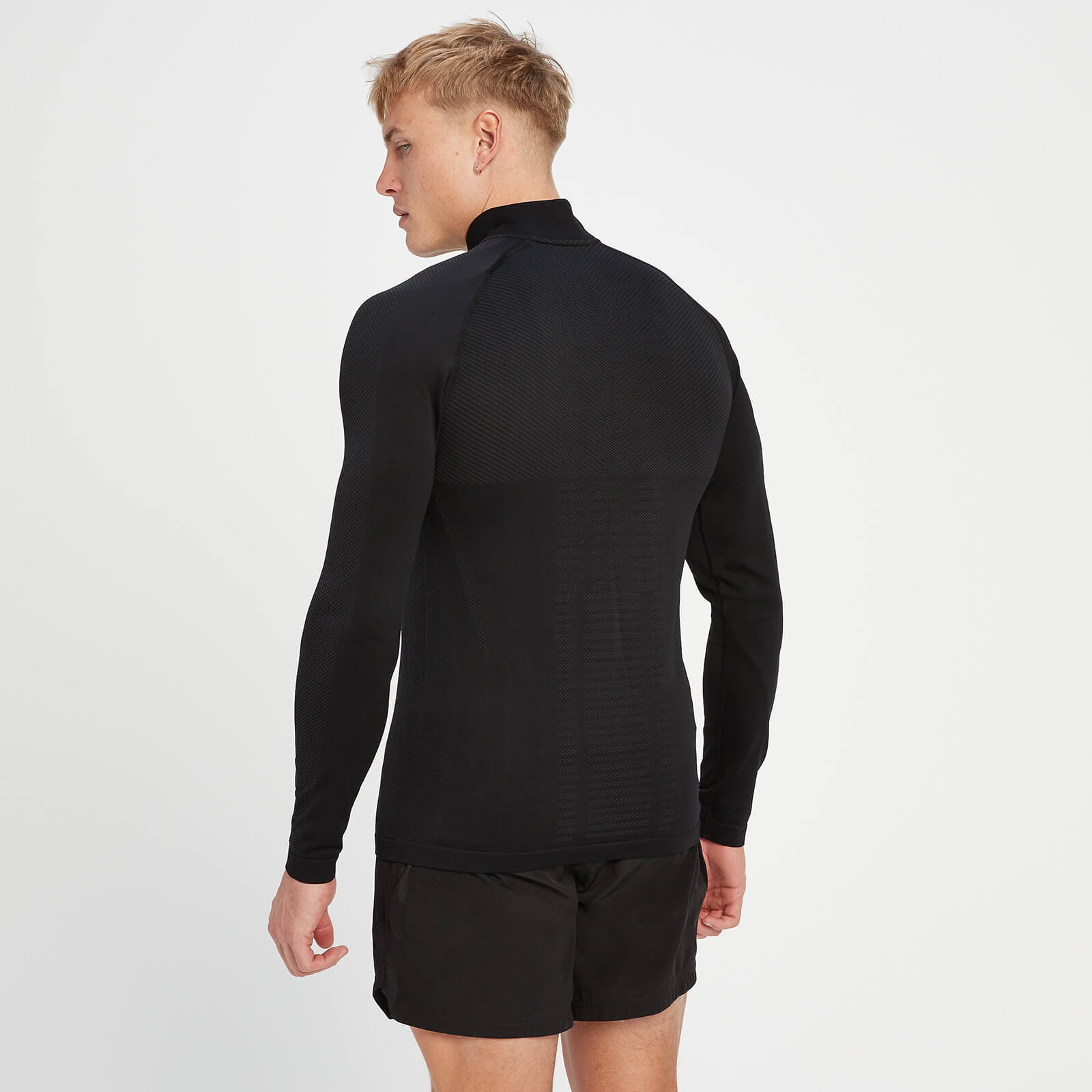 5059883191355 - Herren Tempo Nahtloses Oberteil mit ¼-Reißverschluss – Schwarz - S