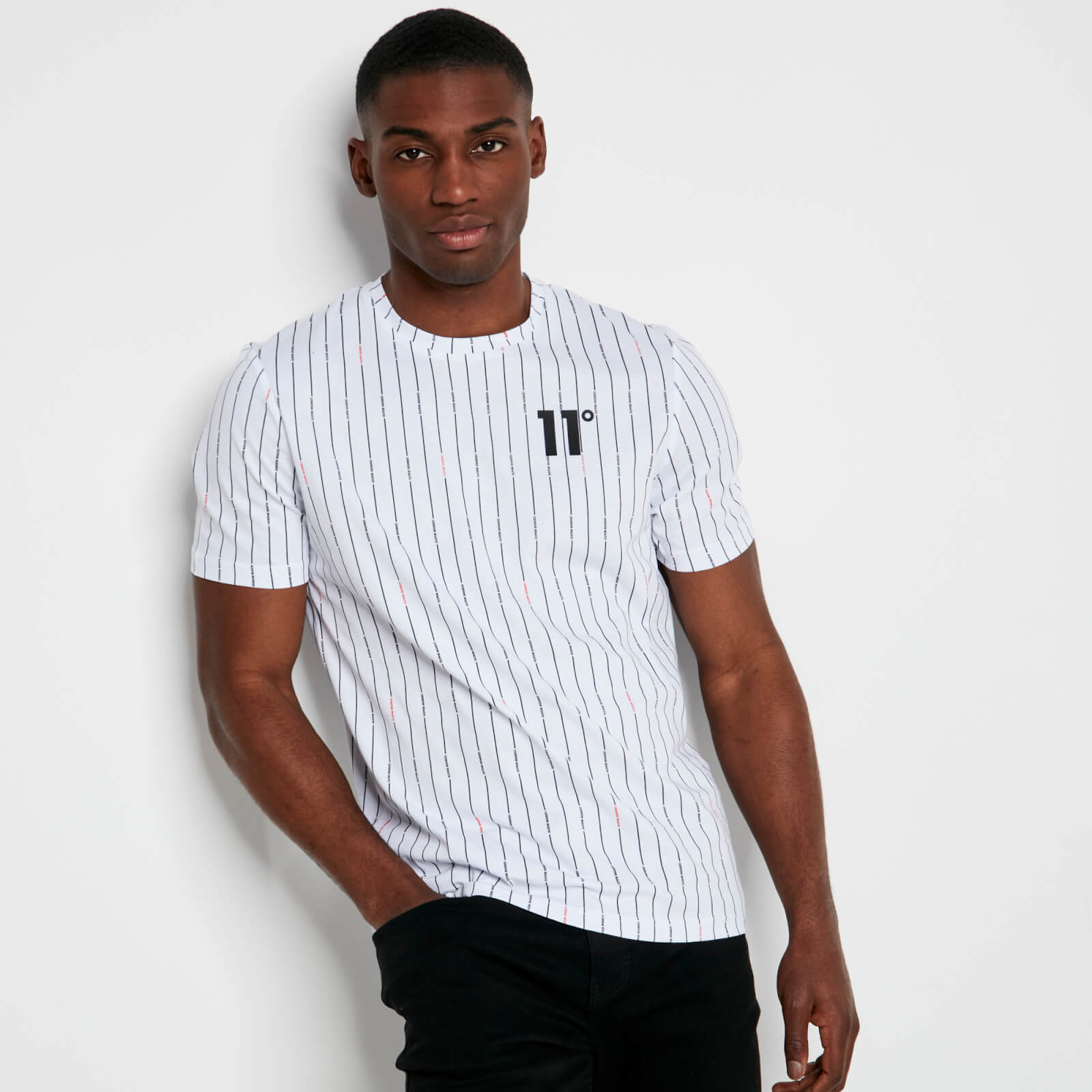 stripe v t-shirt – white - m