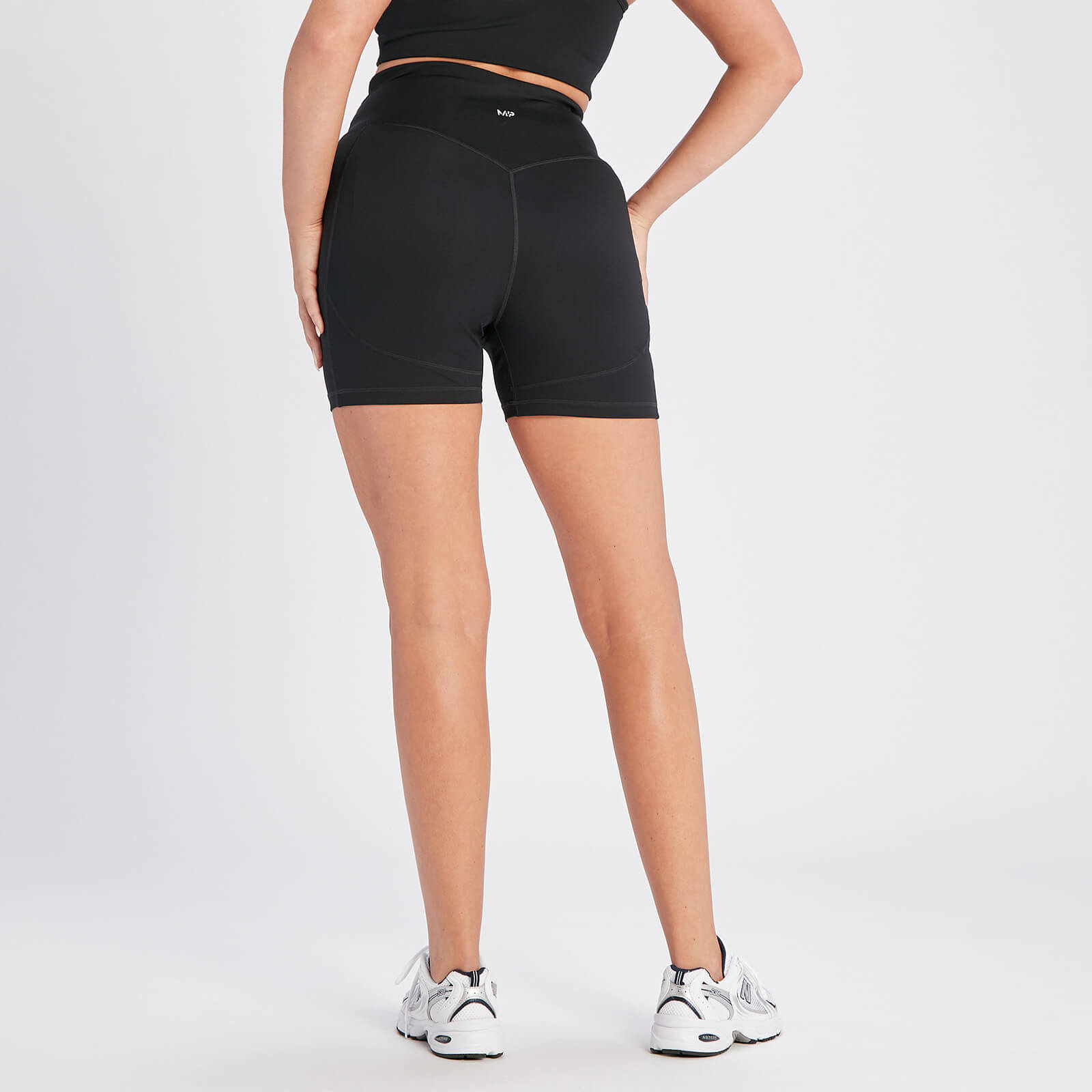 5059883241715 - Damen Tempo Shorts – Schwarz - L