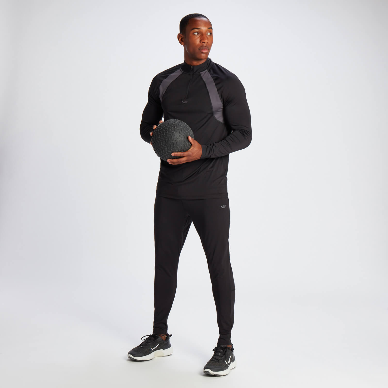 5059883252070 - Herren Tempo Oberteil mit ¼-Reißverschluss – Schwarz - XXL