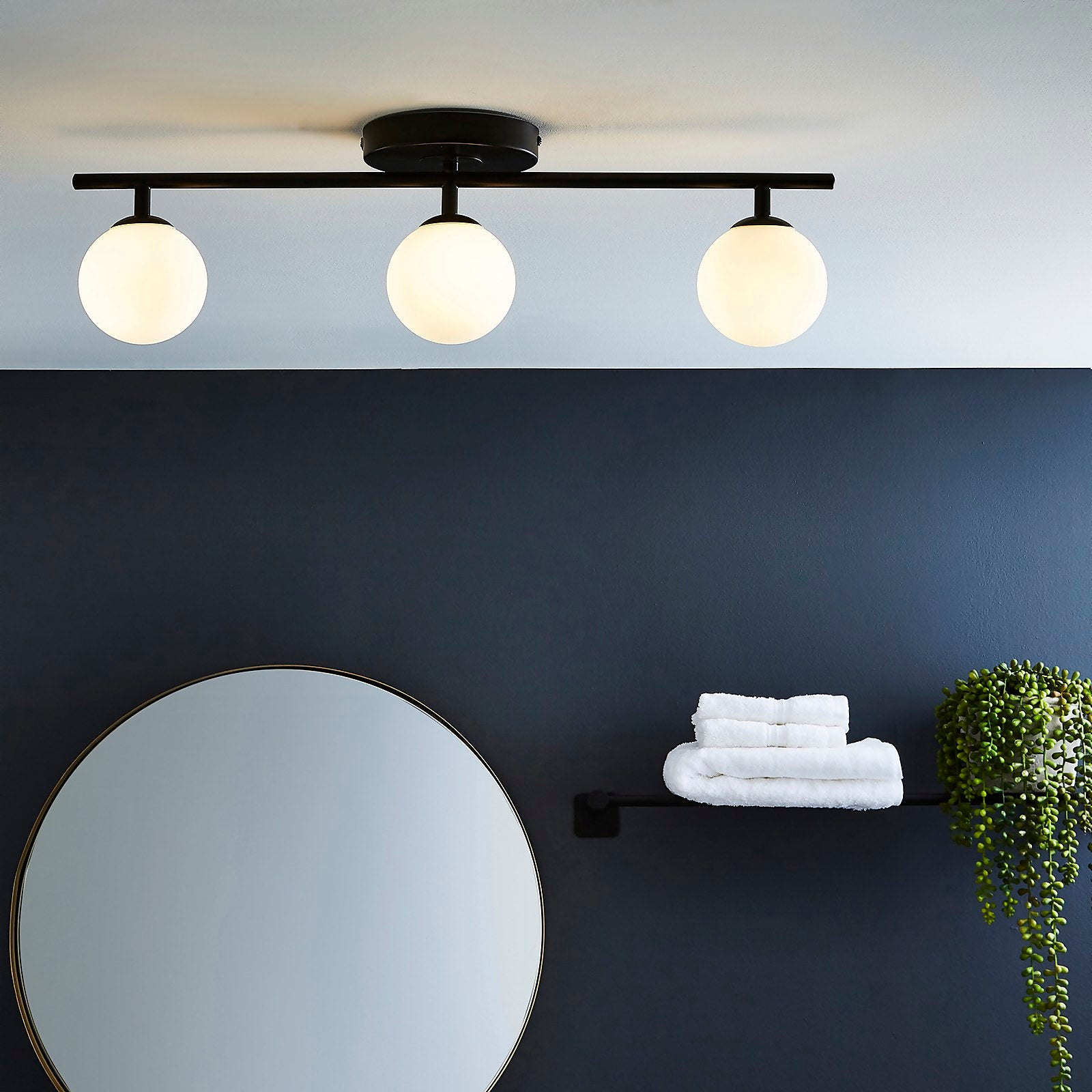 Homebase Edit - Toronto Black 3lt Bathroom Spotlight thumbnail