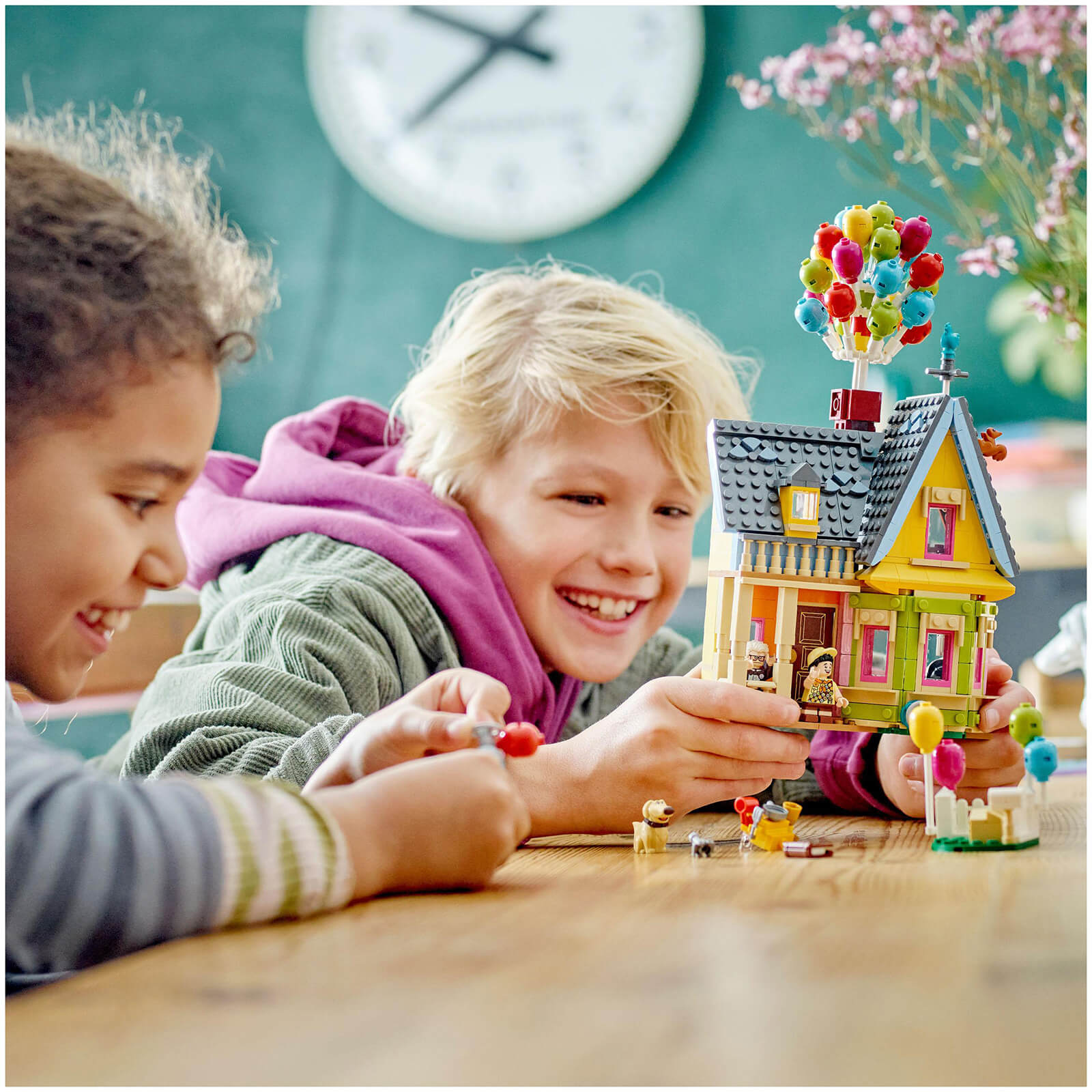 LEGO Disney : Pixar 'Up' House Model Building (43217)