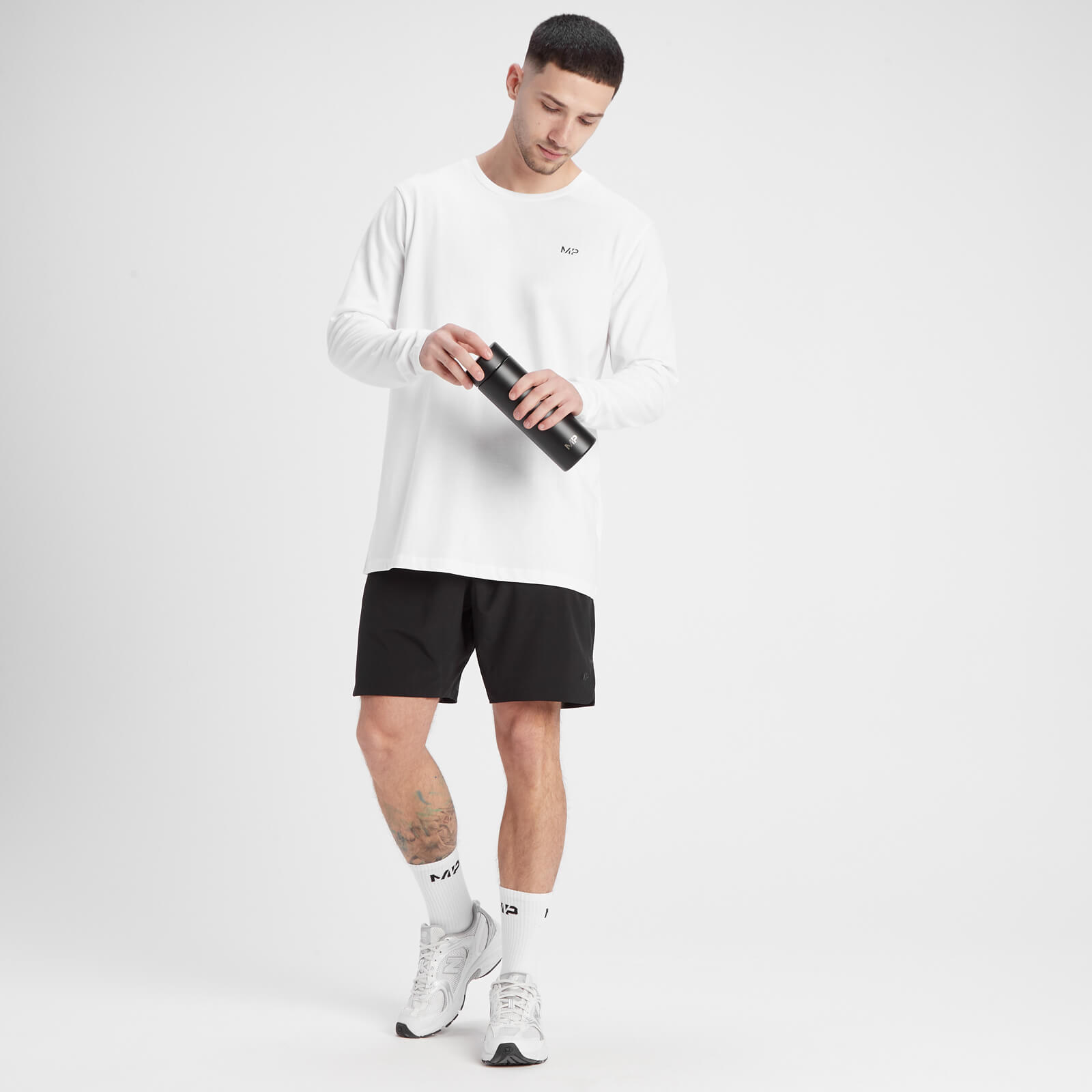 5059883260167 - Herren Fade-Grafik Langarm-Trainingsshirt — Weiß - M 5059883260167 - Herren Fade-Grafik Langarm-Trainingsshirt — Weiß - M