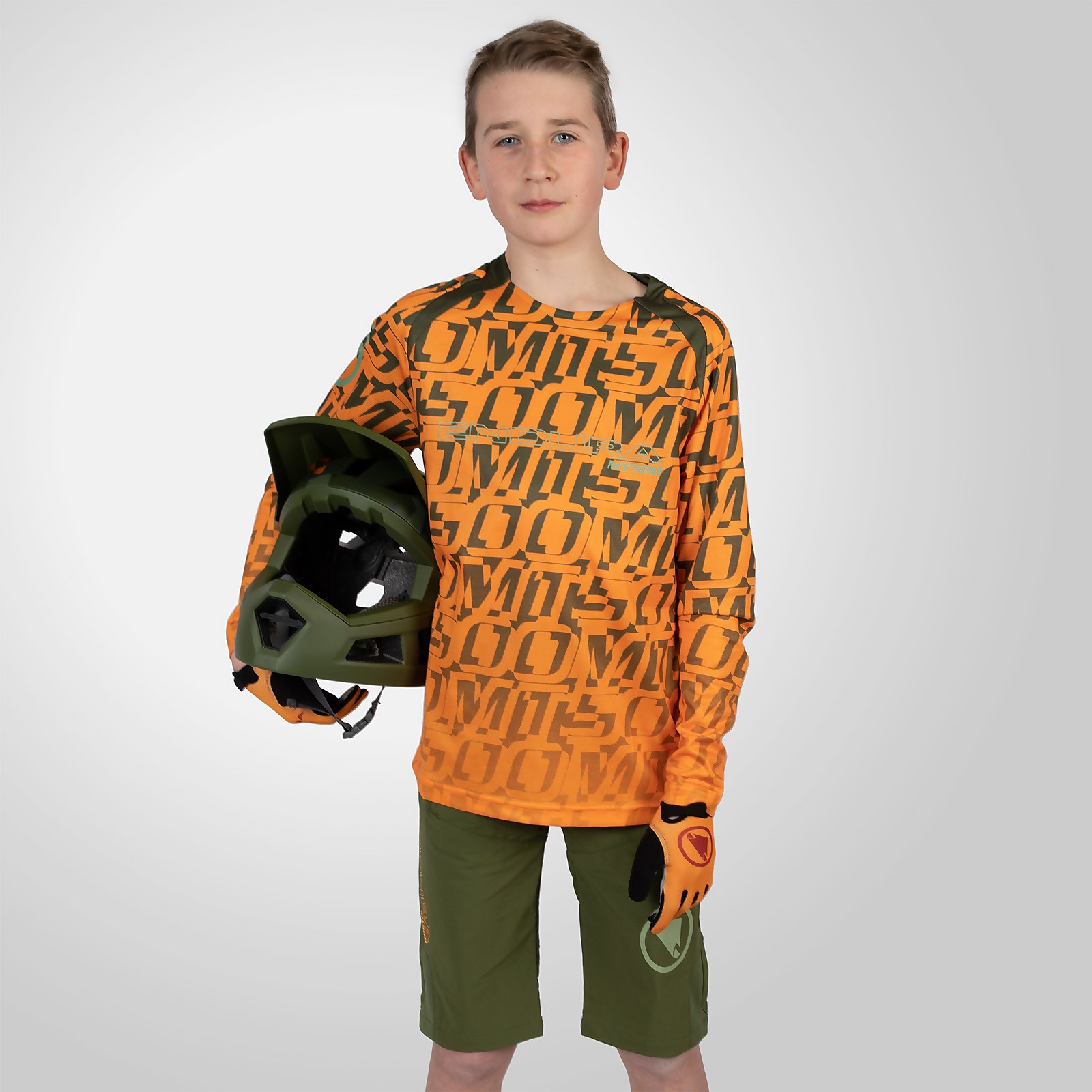 Endura Kids MT500 Shorts II - Olive Green | Extra 10% off first order.