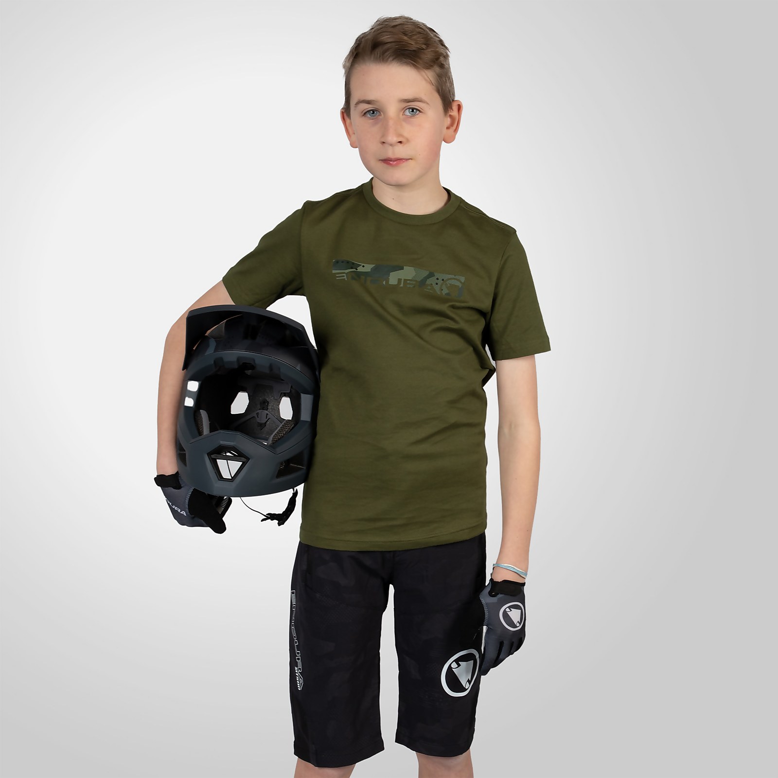 Endura Kids MT500 Shorts II - Black Camo | Extra 10% off first order.