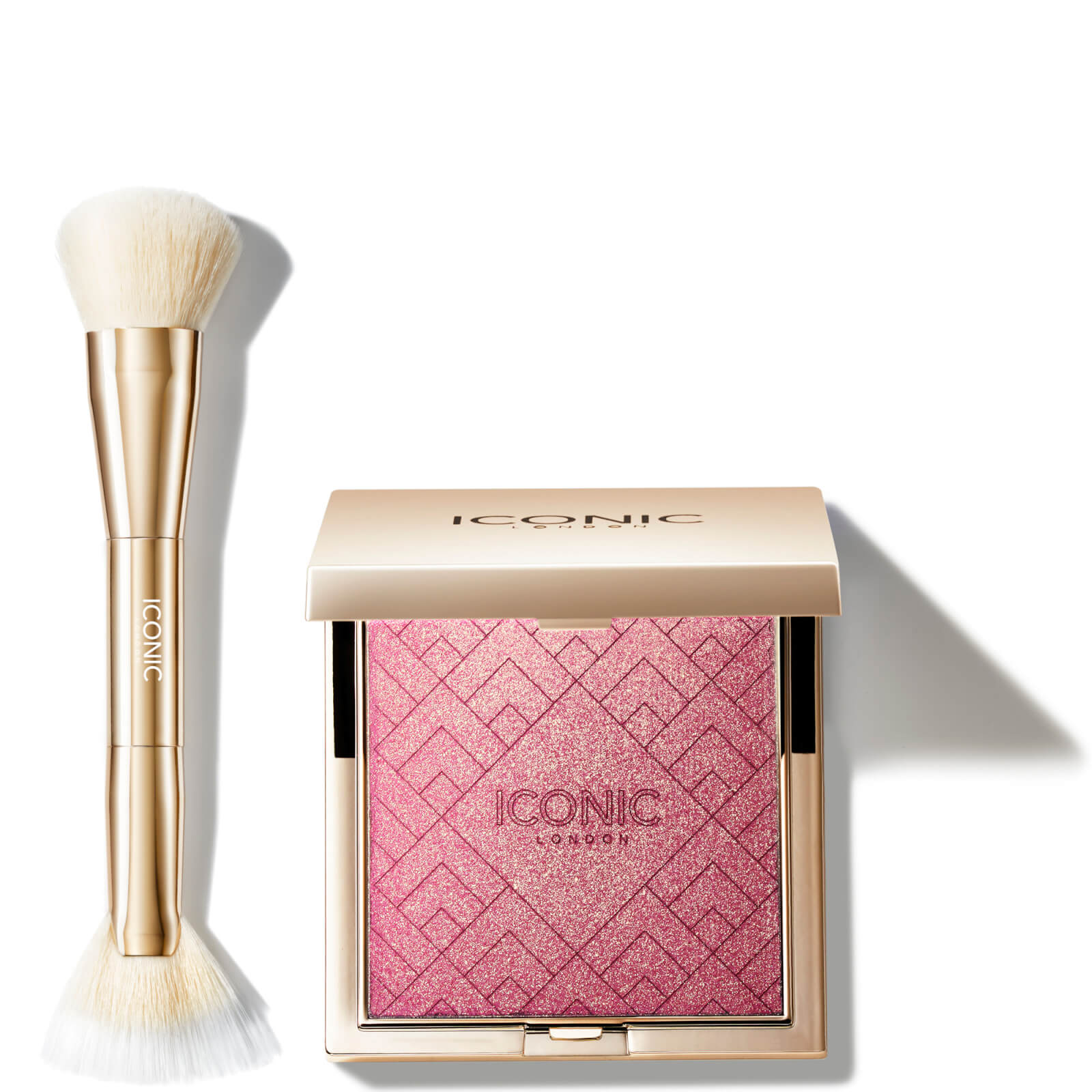 Iconic London Kissed By The Sun Multi-use Cheek Glow And Brush (various Shades) - Play Time In White