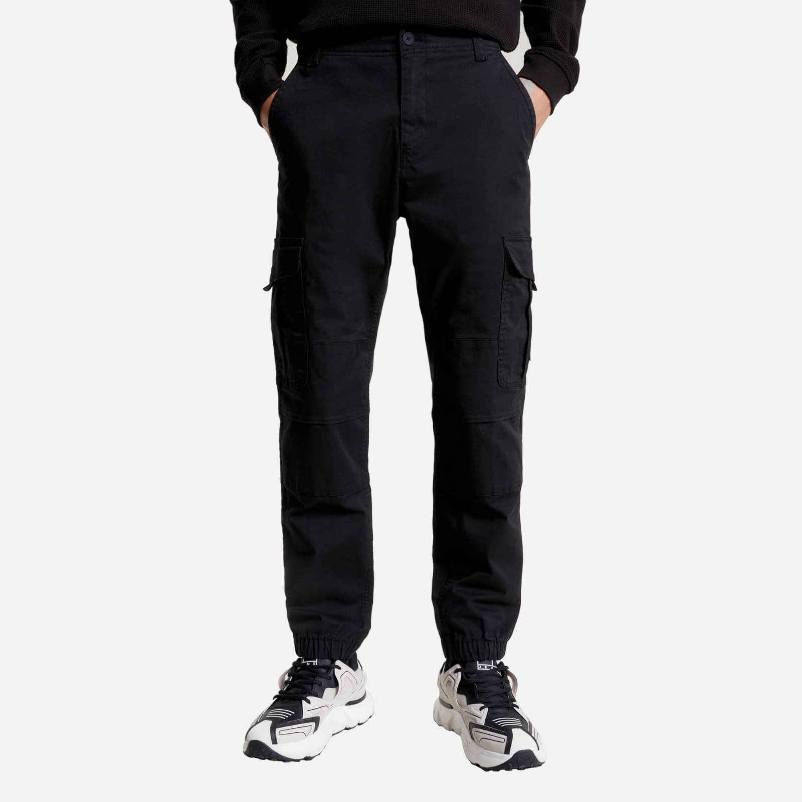 Tommy Jeans Men's Ethan Cargo Pants - Black product