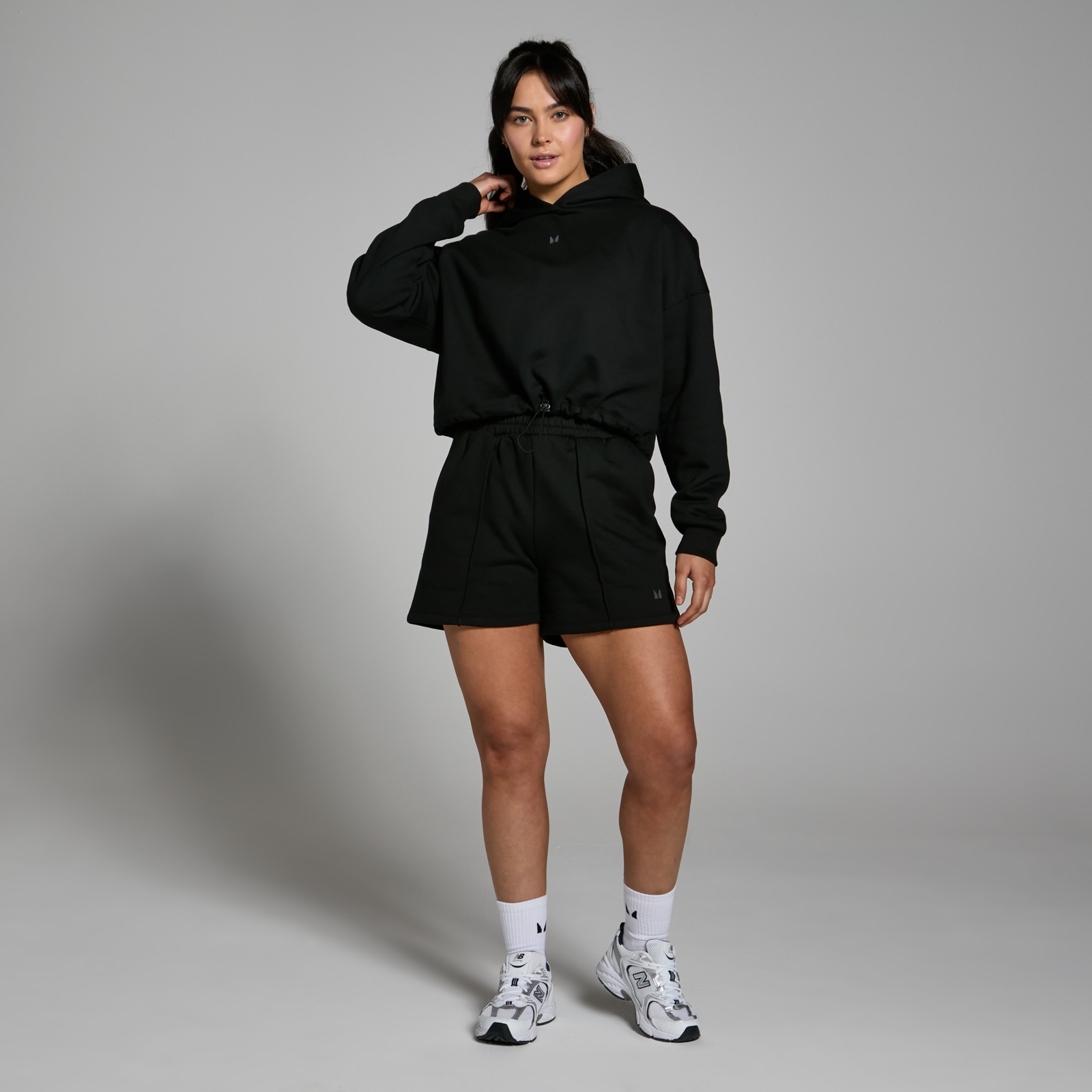 5059883274805 - Damen Lifestyle robuster Cropped Kapuzenpullover – Schwarz - L 5059883274805 - Damen Lifestyle robuster Cropped Kapuzenpullover – Schwarz - L