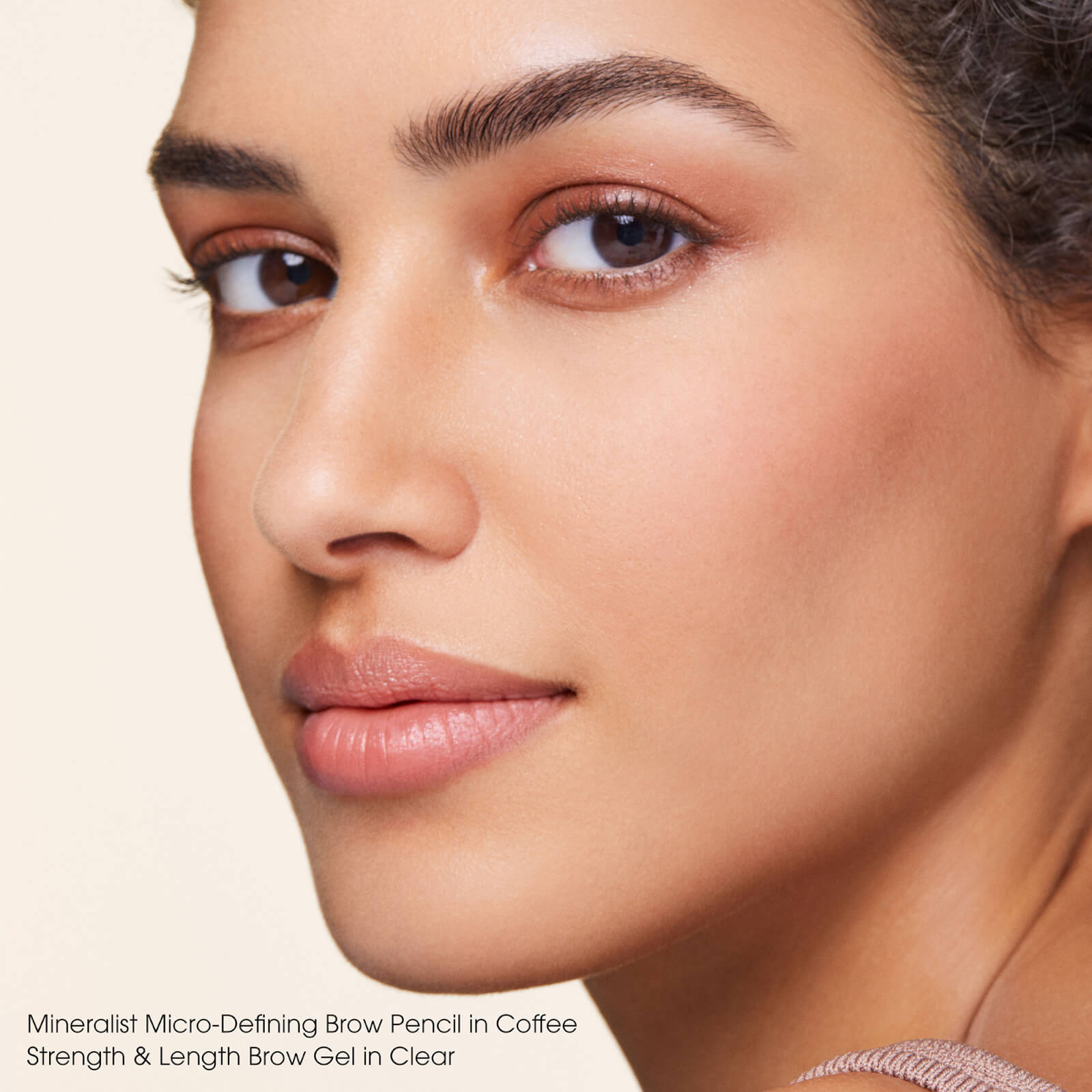 Thumbnail - bareMinerals Strength und Length Augenbrauengel 5 ml (Verschiedene Farbtöne) - Chesnut