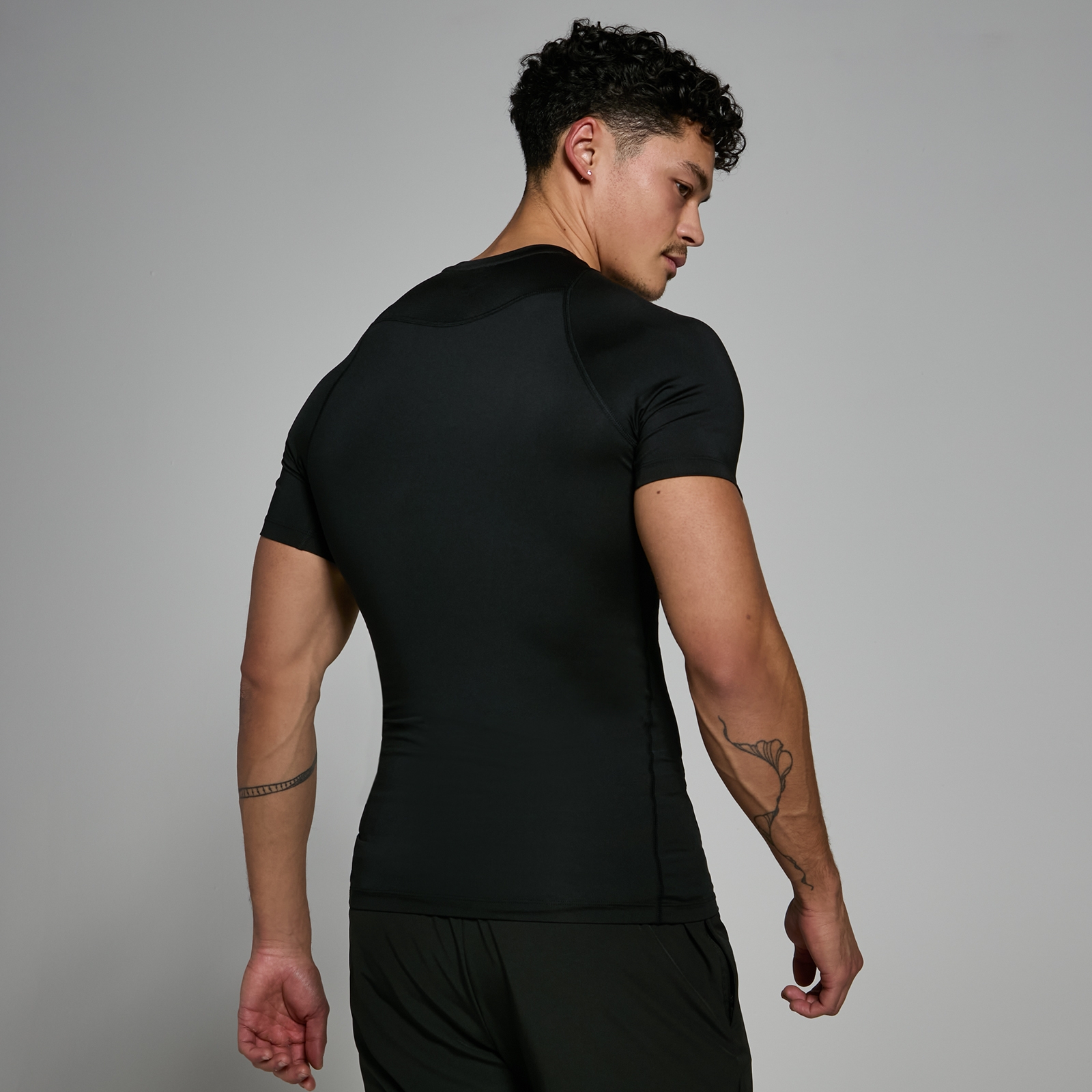 5059883284101 - Herren Training Kurzarm-Baselayer — Schwarz - L 5059883284101 - Herren Training Kurzarm-Baselayer — Schwarz - L