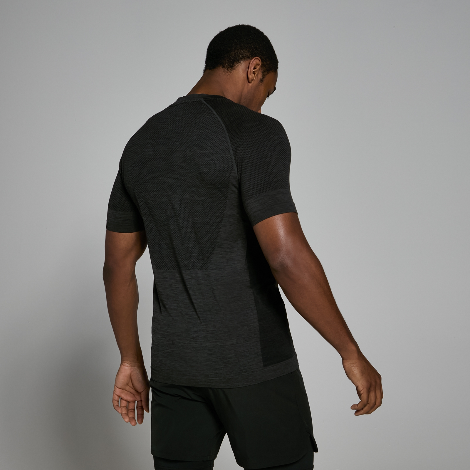 5059883223407 - Herren Nahtloses Kurzarm-T-Shirt – Schwarz meliert - XL