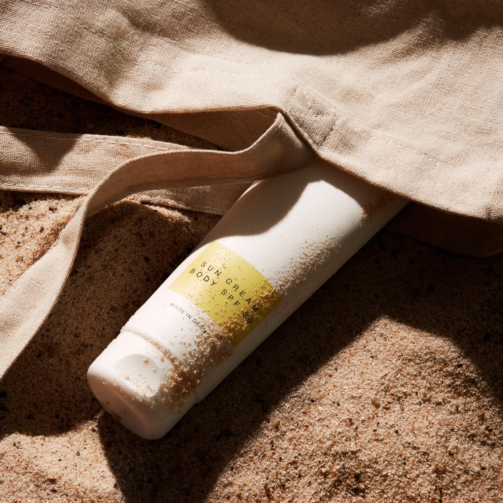 Thumbnail - Dr. Barbara Sturm Body Sun Cream SPF 30 150ml
