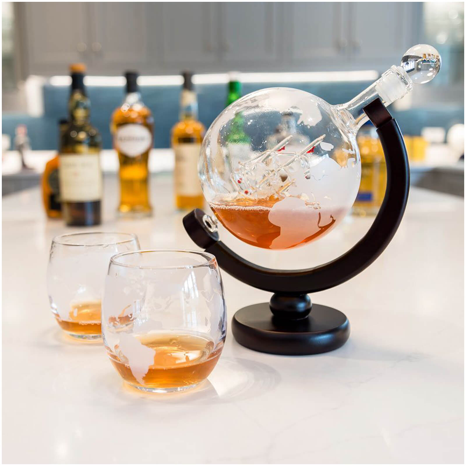Image of Globe Decanter with Glasses Set