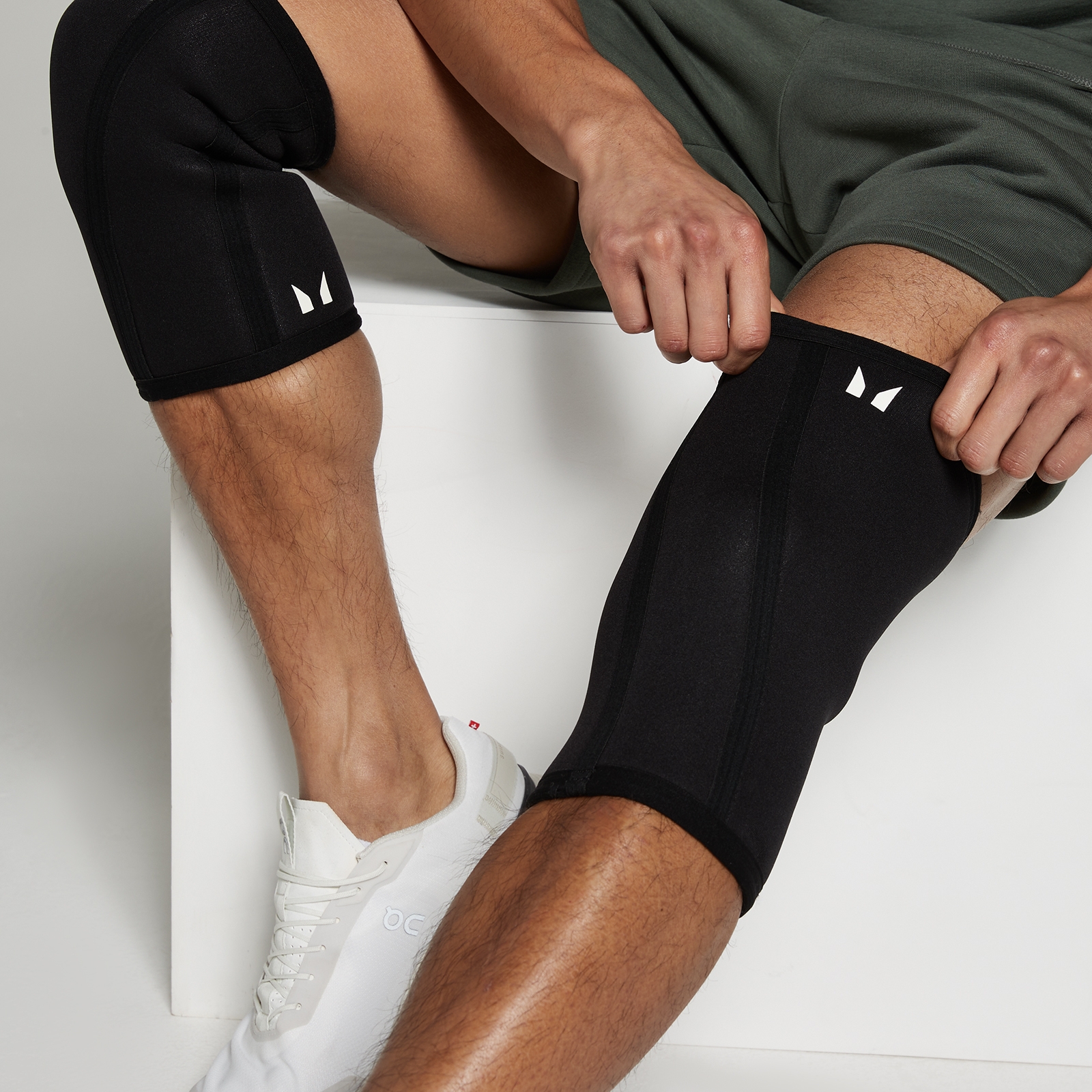 MP Unisex Training Térdvédő szett - Fekete - L