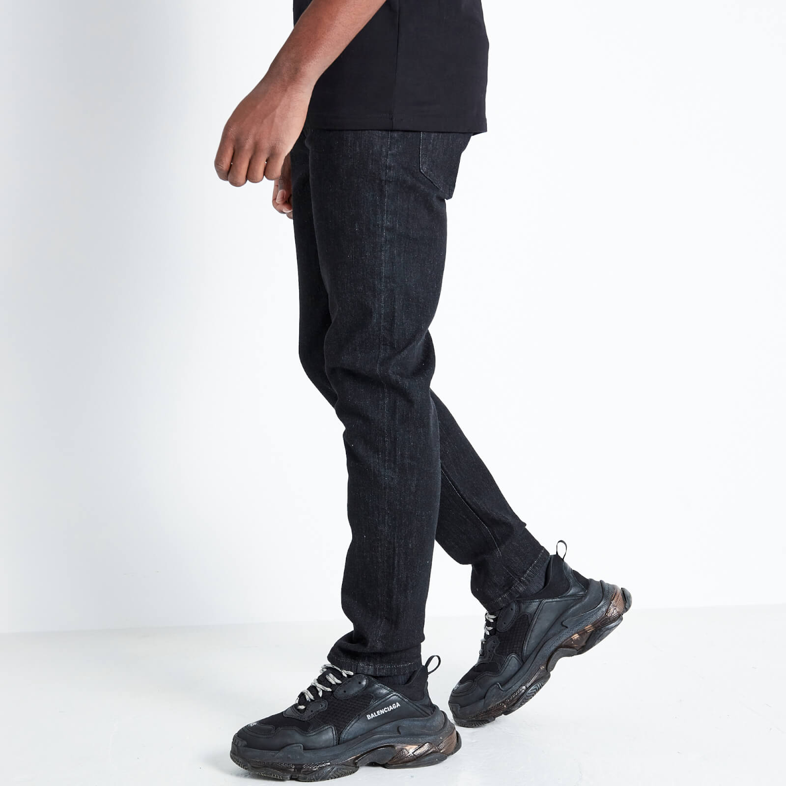 Sustainable Slim Tapered Jeans - W34 L30 from 11 Degrees