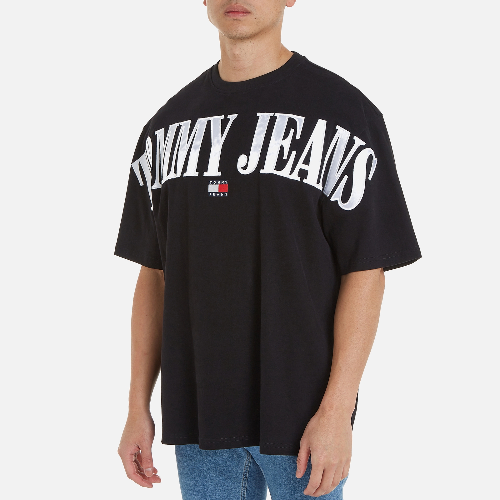 Tommy Jeans Oversized Cotton Badge T-Shirt