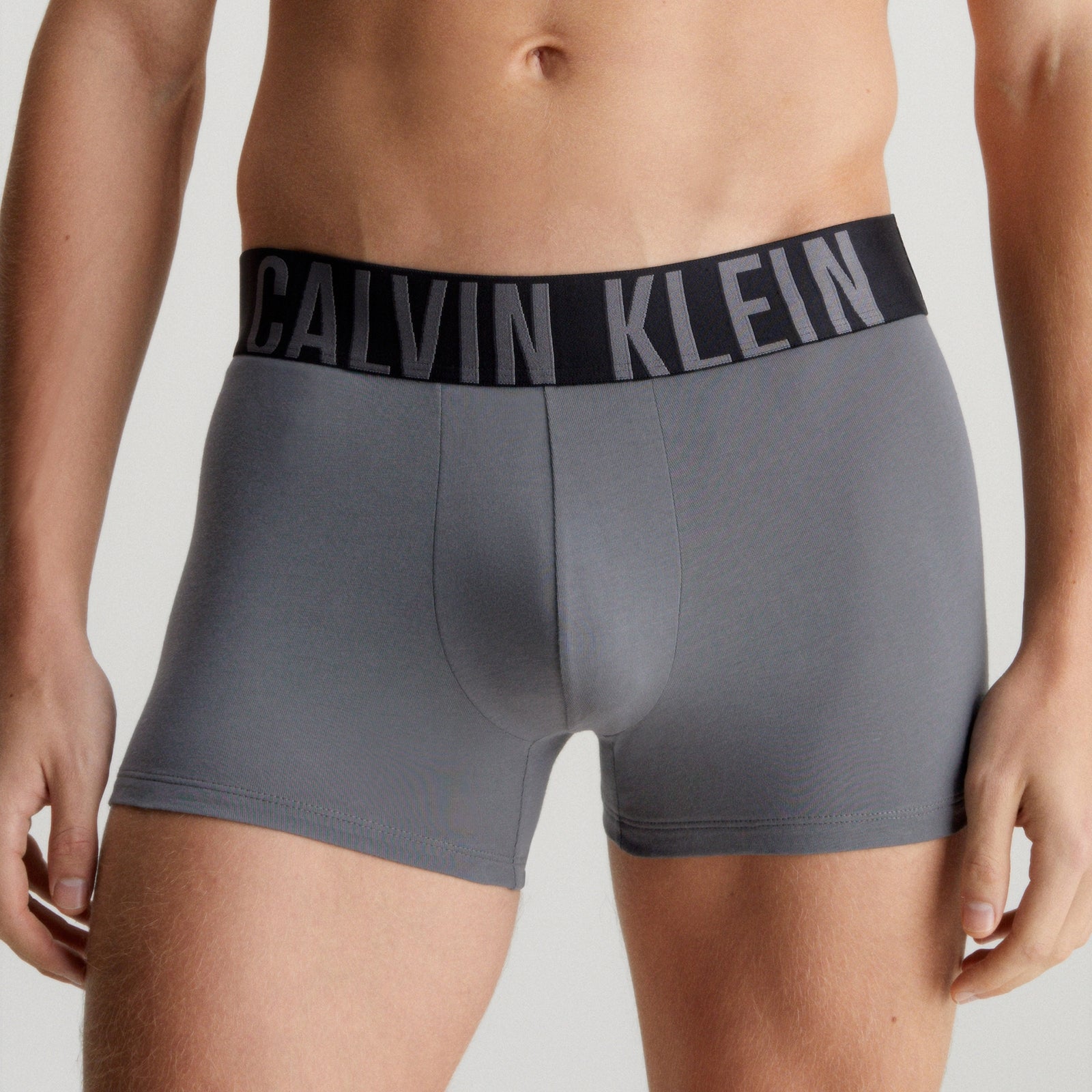 Calvin Klein Men's Intense Power Stretch Cotton-Blend 3-Pack Trunks - M