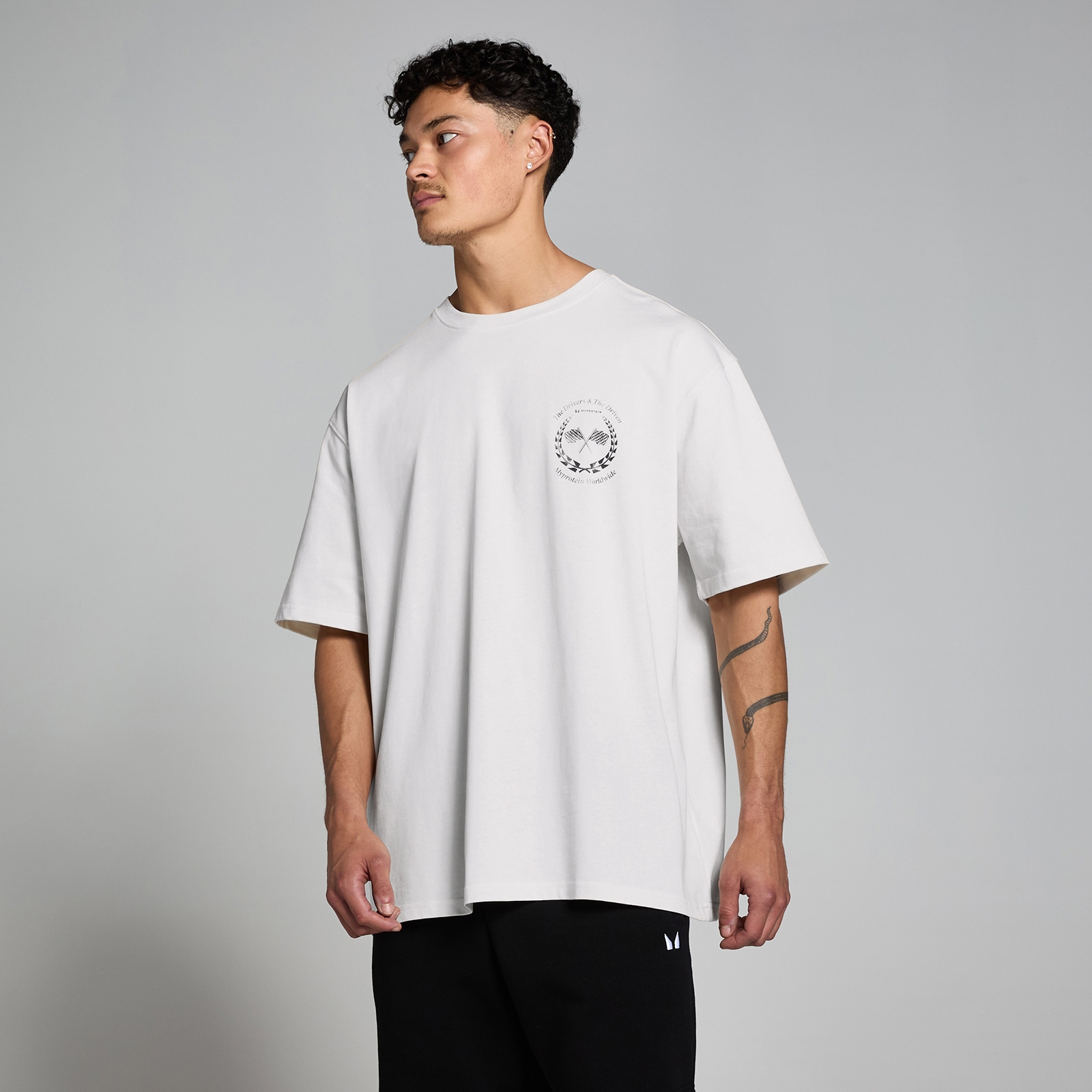 5059883228174 - World Wide T-Shirt mit Grafik – Cremefarben - L-XL 5059883228174 - World Wide T-Shirt mit Grafik – Cremefarben - L-XL