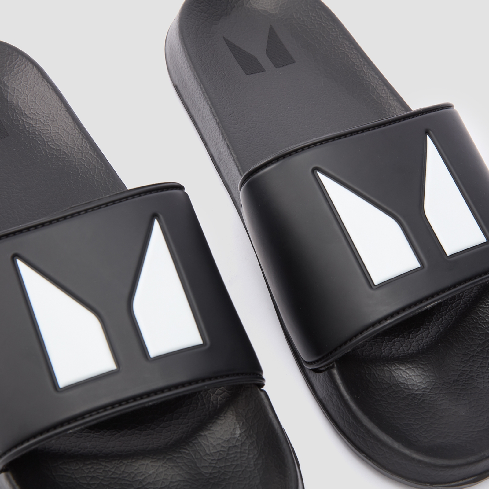Thumbnail - MP Sliders - White - UK 8