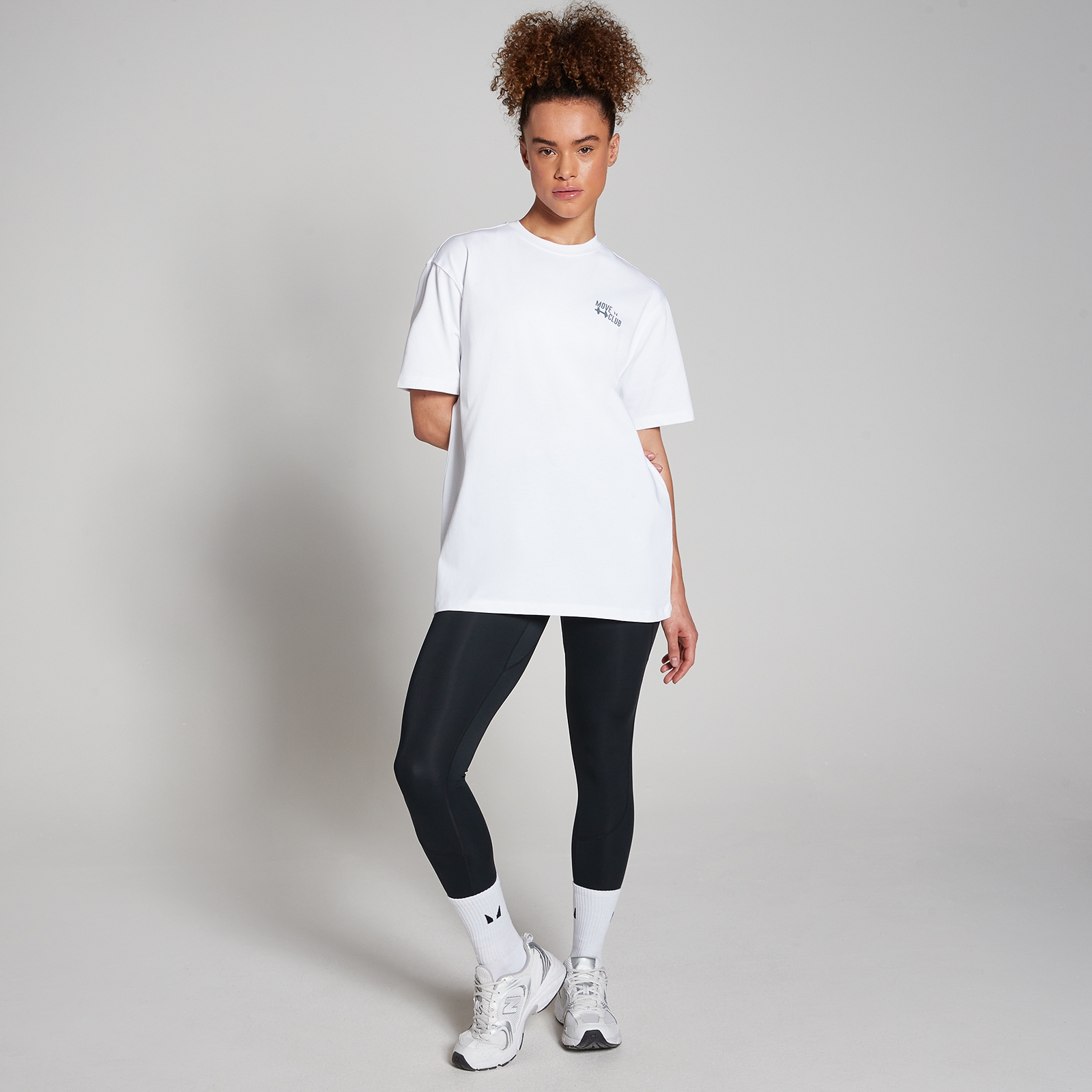 5059883419947 - FIBO Oversized Move Club T-Shirt – Weiß - XXS-XS 5059883419947 - FIBO Oversized Move Club T-Shirt – Weiß - XXS-XS