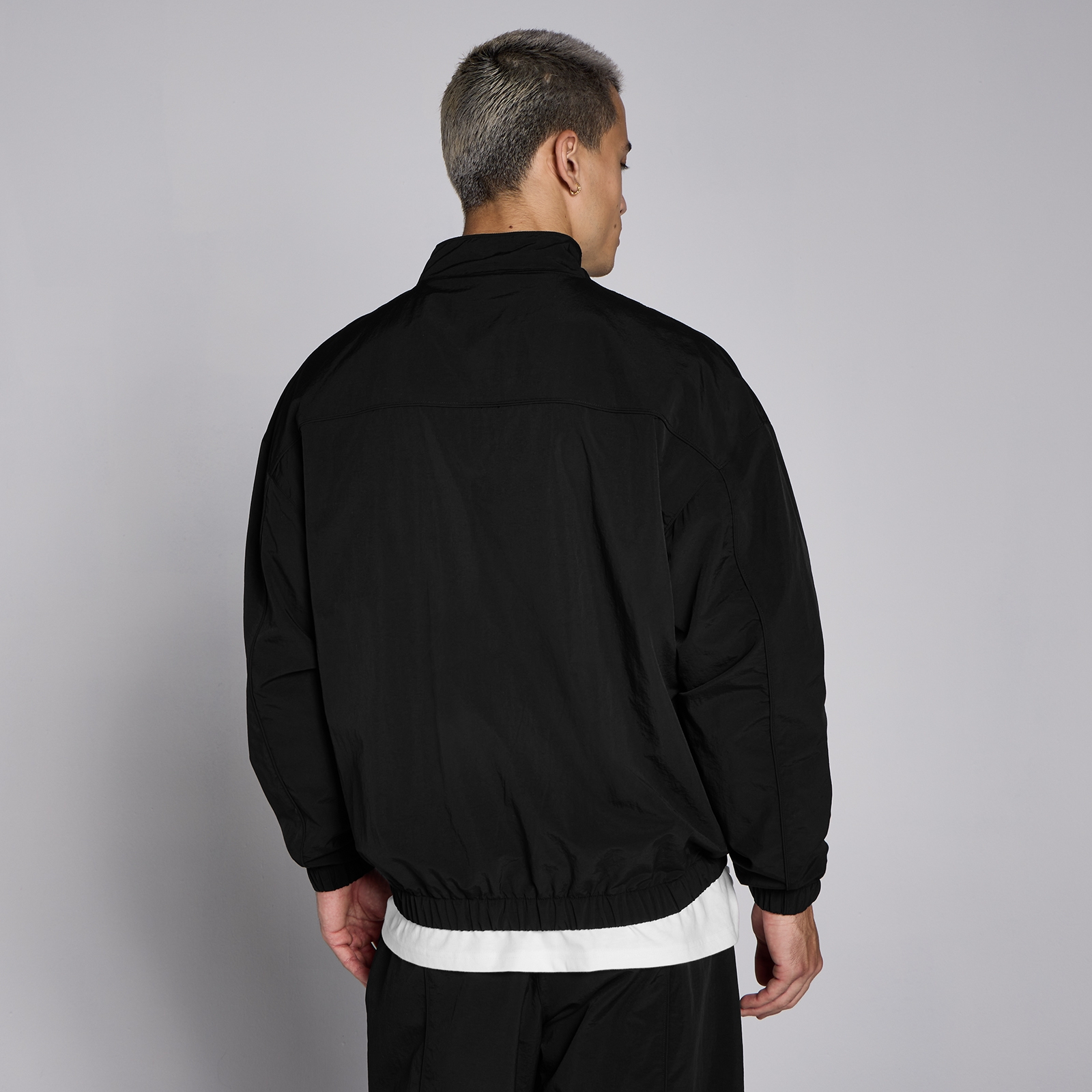 5059883421353 - Herren Lifestyle Trainingsjacke – Schwarz - L 5059883421353 - Herren Lifestyle Trainingsjacke – Schwarz - L