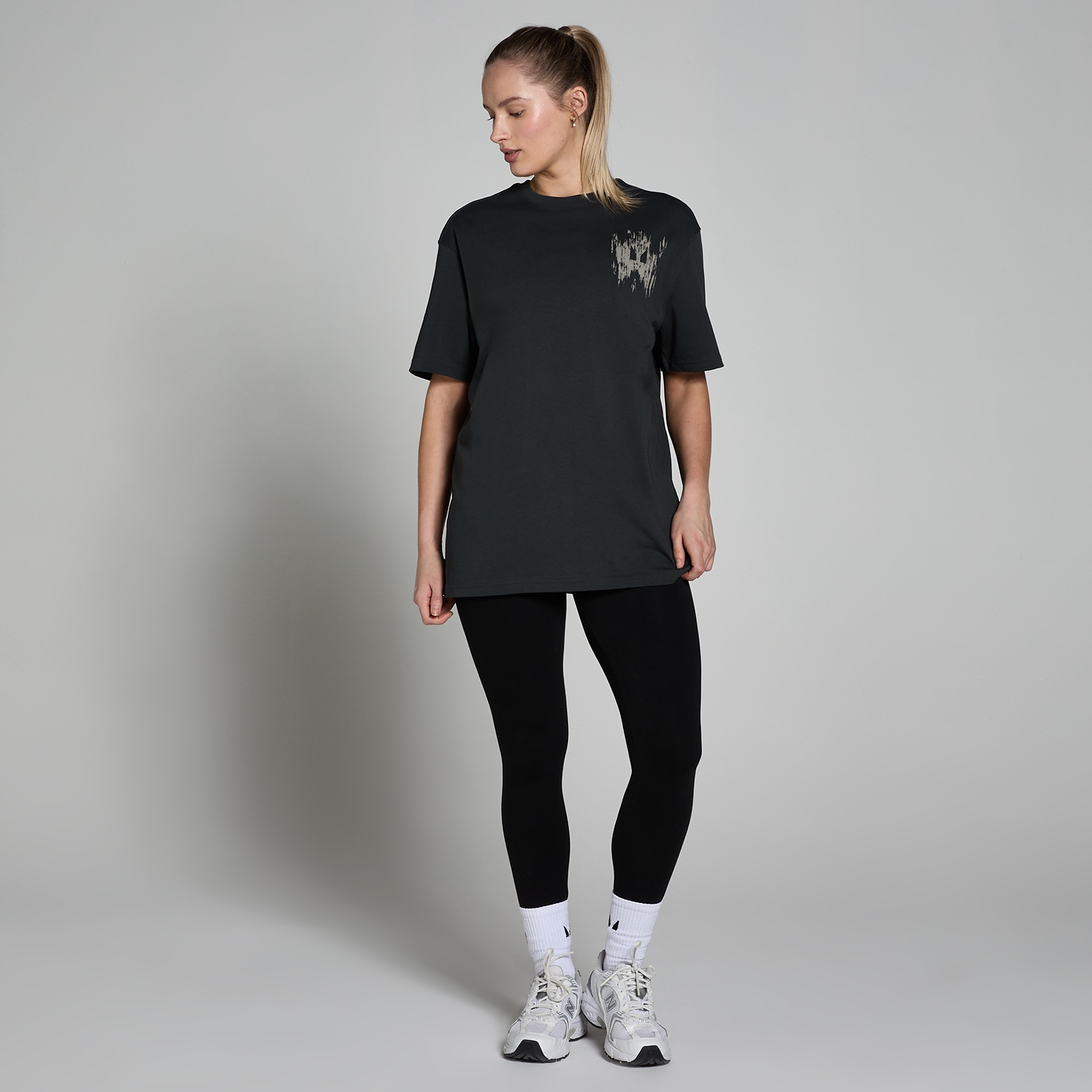 5059883430980 - Womens Clay Graphic T-Shirt - Washed Black - S-M