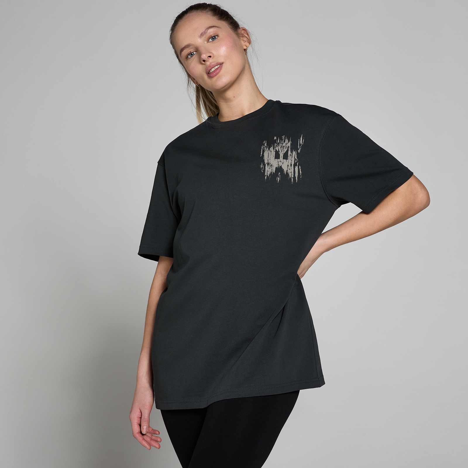 5059883430980 - Womens Clay Graphic T-Shirt - Washed Black - S-M