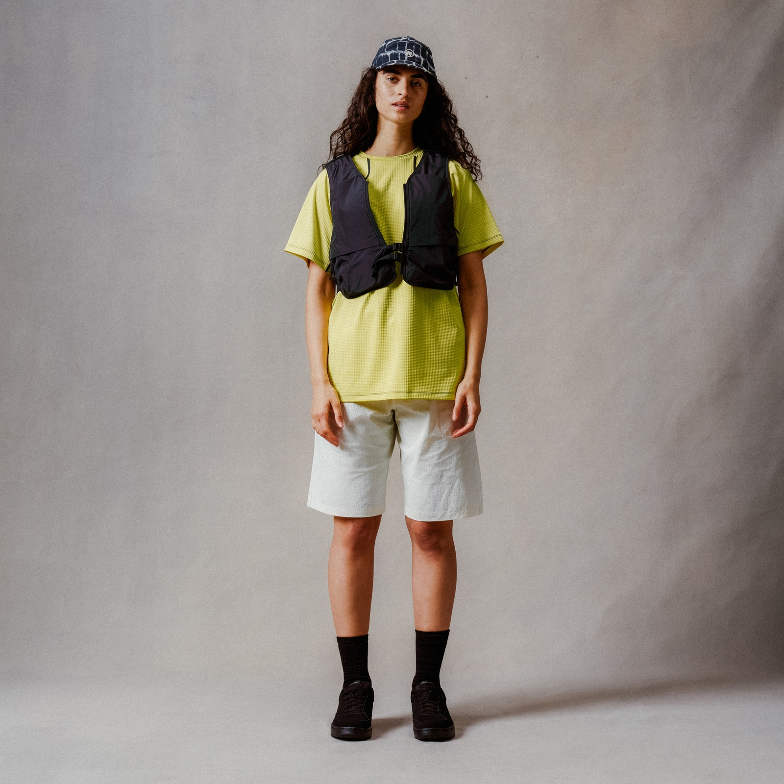 Endura Unisex Corner Shorts (With Liner) - Whisper White | Extra 10% off first order.