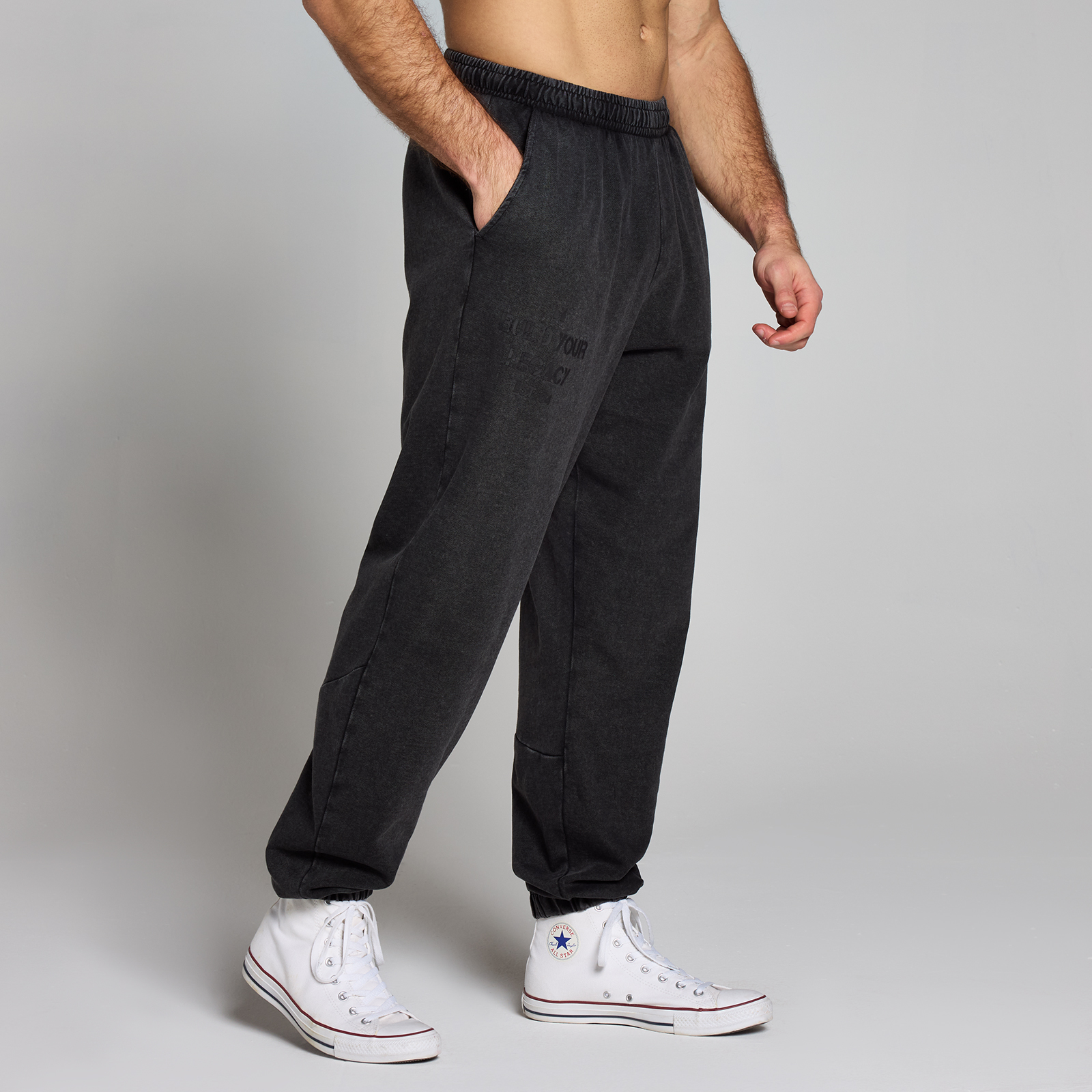 5059883440002 - Herren Origin Washed Jogginghose mit Grafik – Verwaschenes Schwarz - M 5059883440002 - Herren Origin Washed Jogginghose mit Grafik – Verwaschenes Schwarz - M