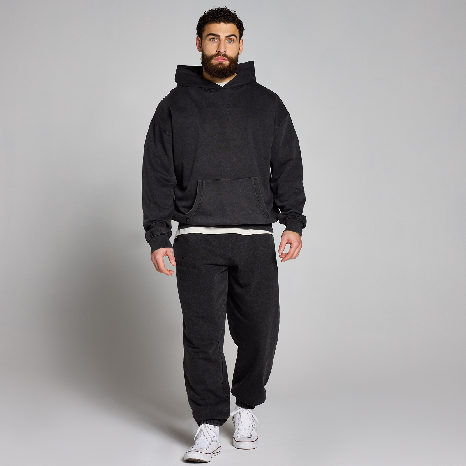 5059883440002 - Herren Origin Washed Jogginghose mit Grafik – Verwaschenes Schwarz - M 5059883440002 - Herren Origin Washed Jogginghose mit Grafik – Verwaschenes Schwarz - M