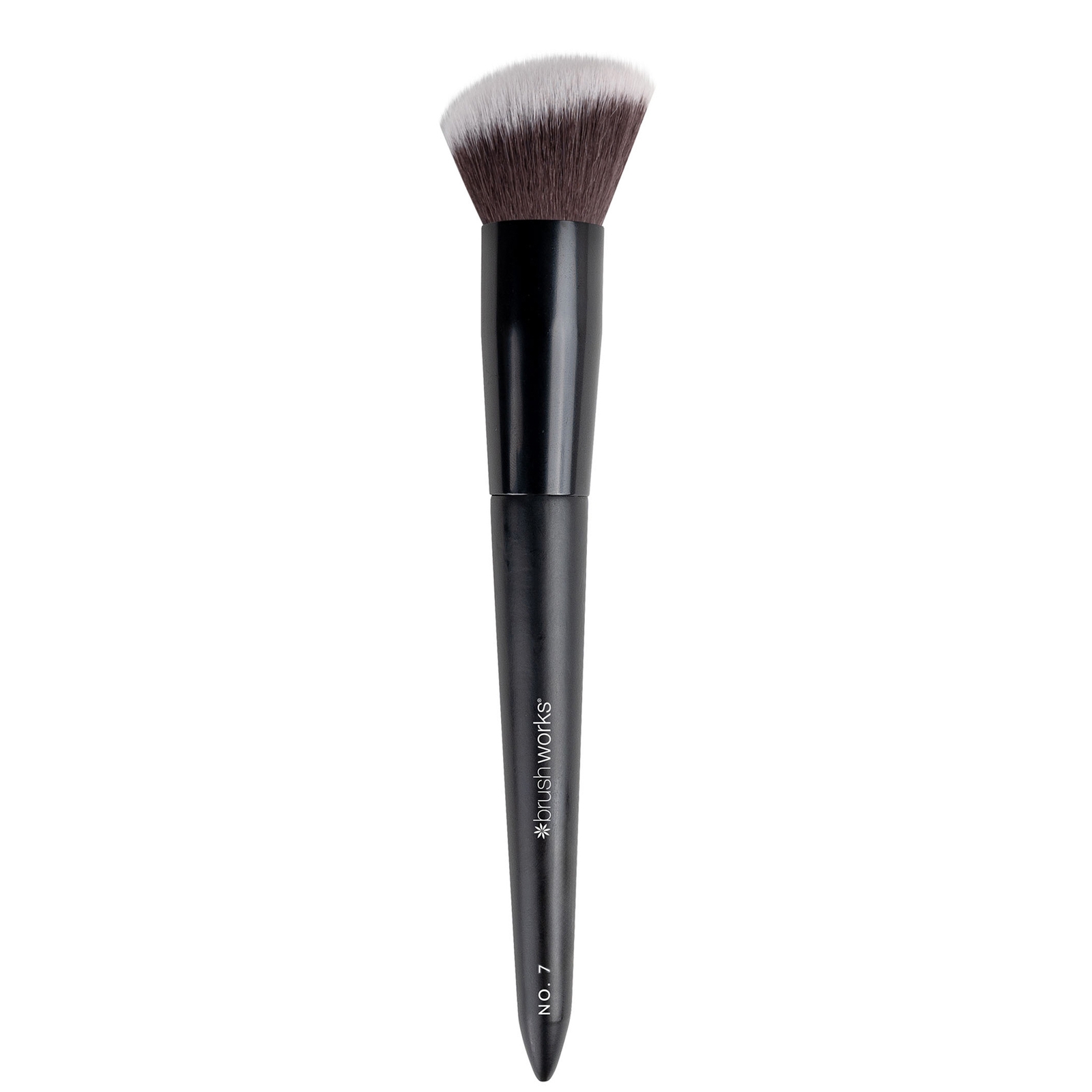 

brushworks No. 7 Angled Blush Brush