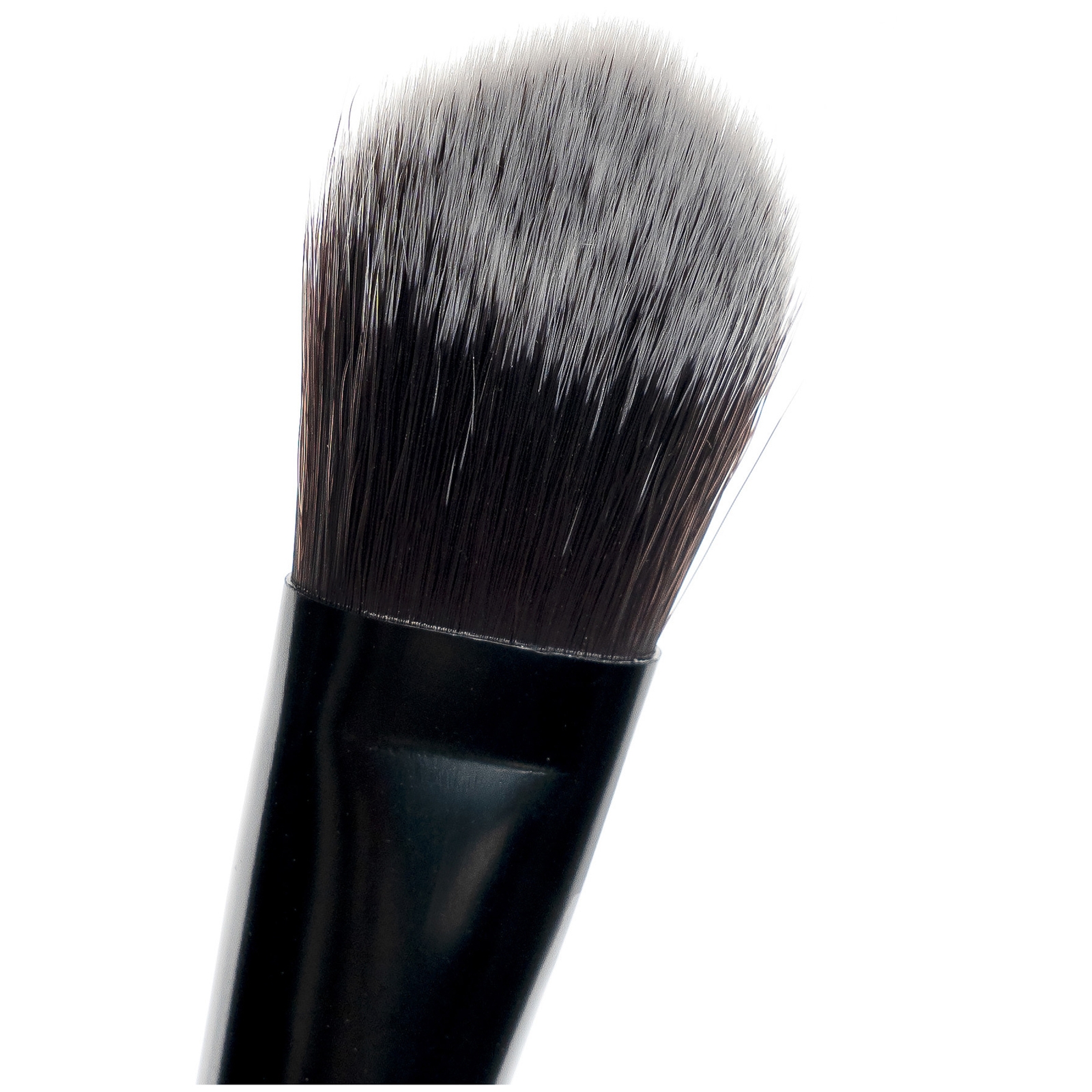 Thumbnail - brushworks No. 1 Foundation Brush