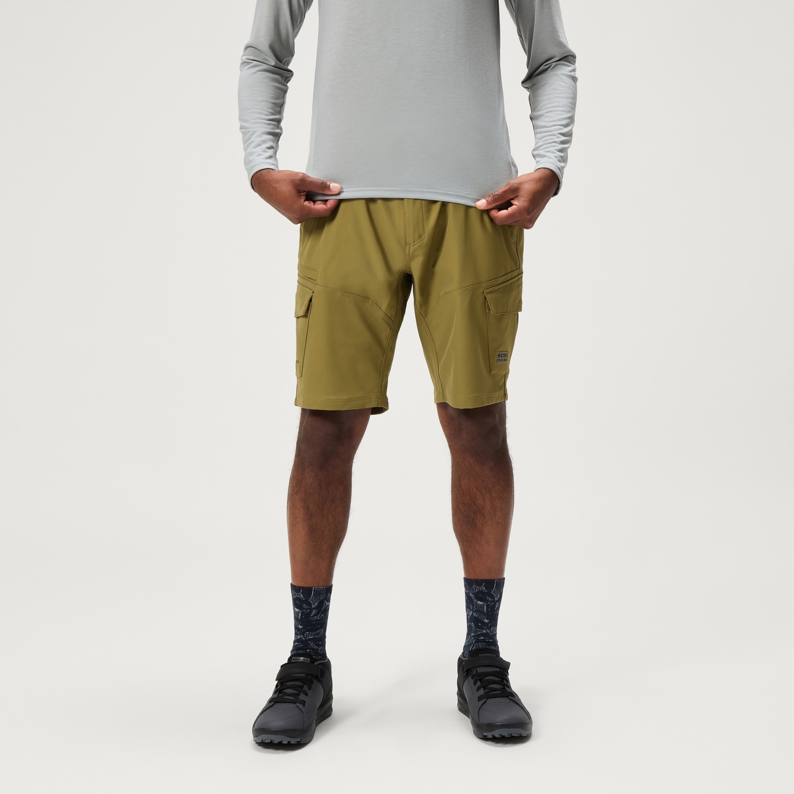 Endura Men's Loop Cargo Shorts - Bronze | Extra 10% off first order.