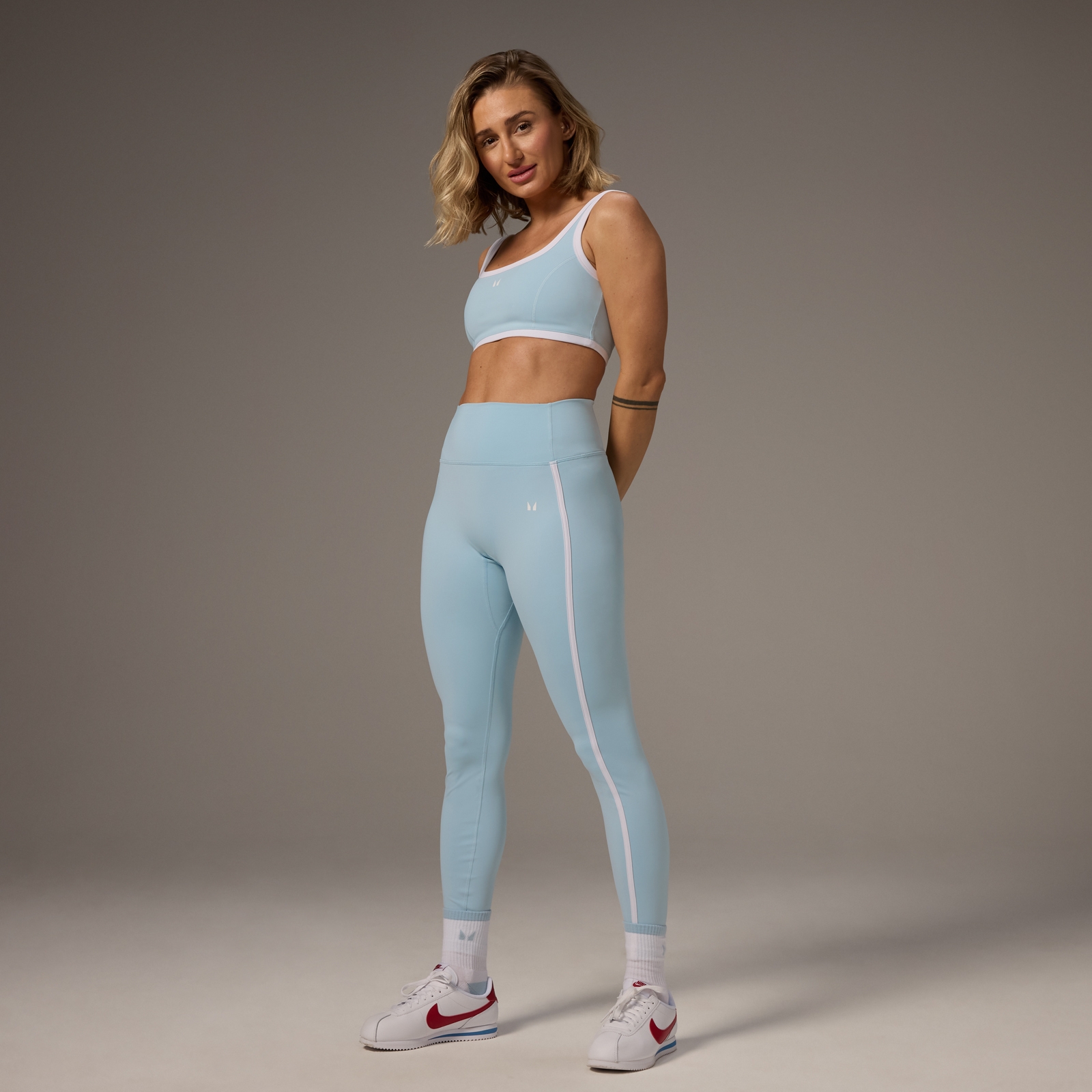 5059883457055 - X Tatiana Kontrast-Sport-BH mit quadratischem Ausschnitt – Helles Aqua - M 5059883457055 - X Tatiana Kontrast-Sport-BH mit quadratischem Ausschnitt – Helles Aqua - M