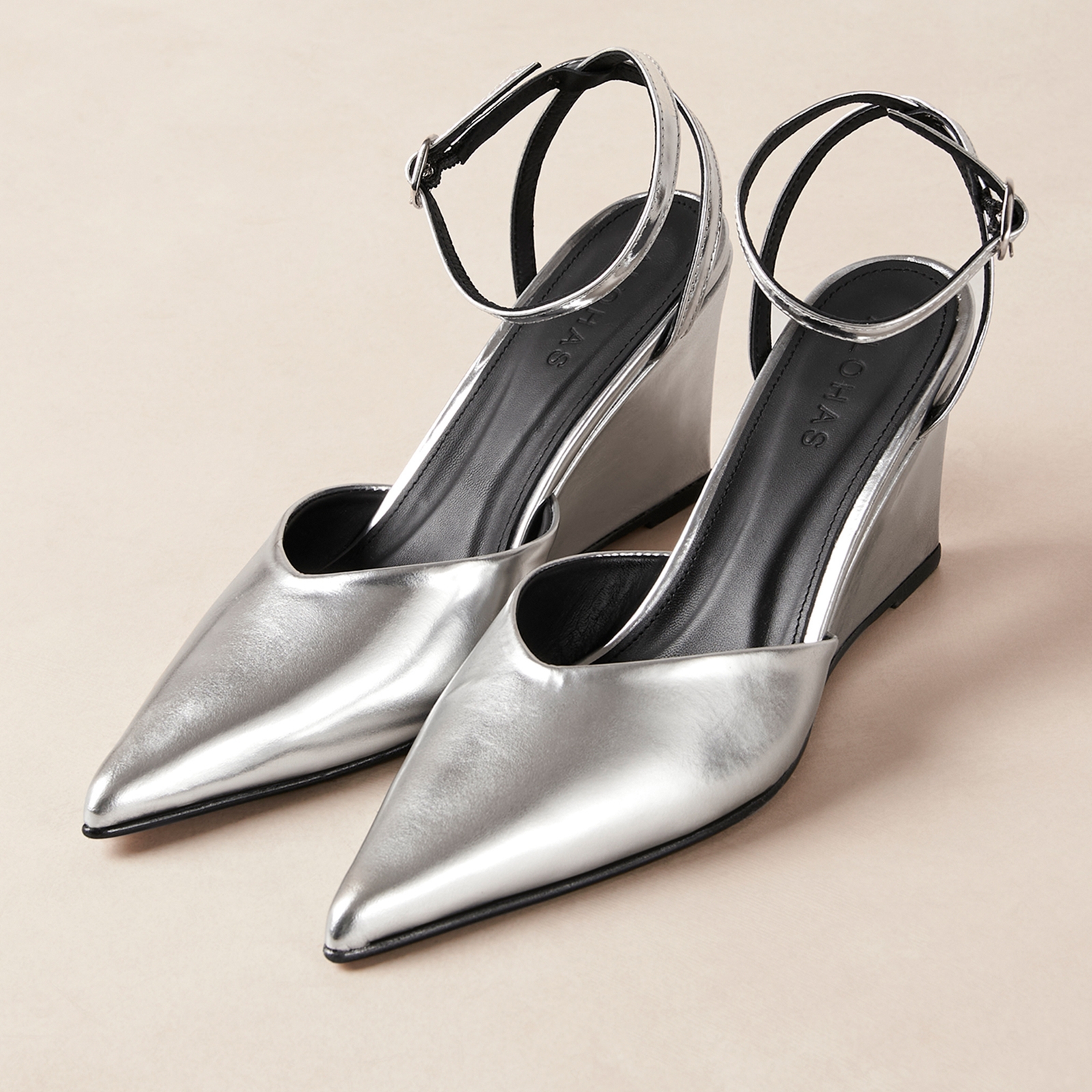 ALOHAS Women's Polly Shimmer Leather Heeled Courts - Silver - UK 6