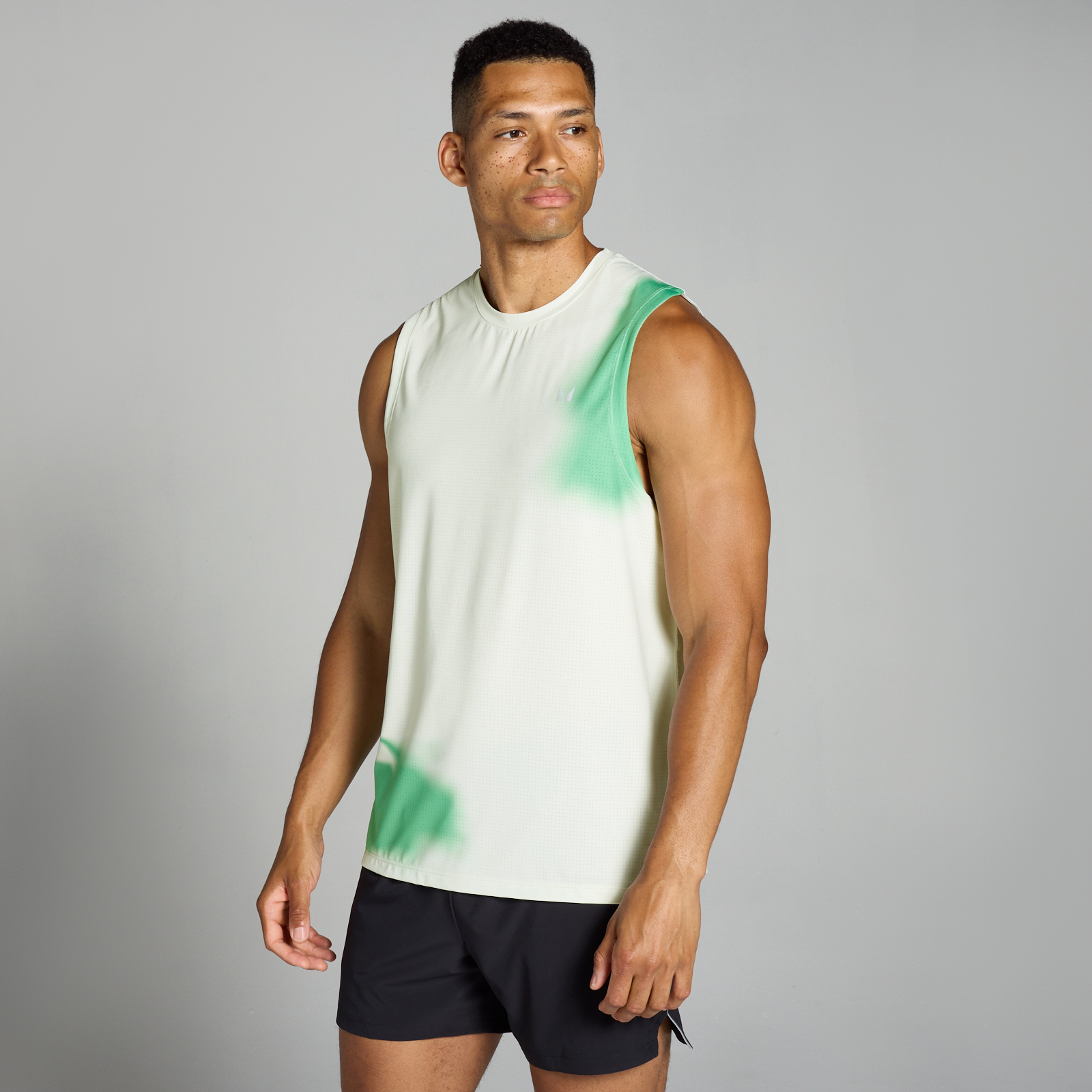 5059883372723 - Herren Velocity Netz-Tanktop mit Aufdruck – Weiß - XXL