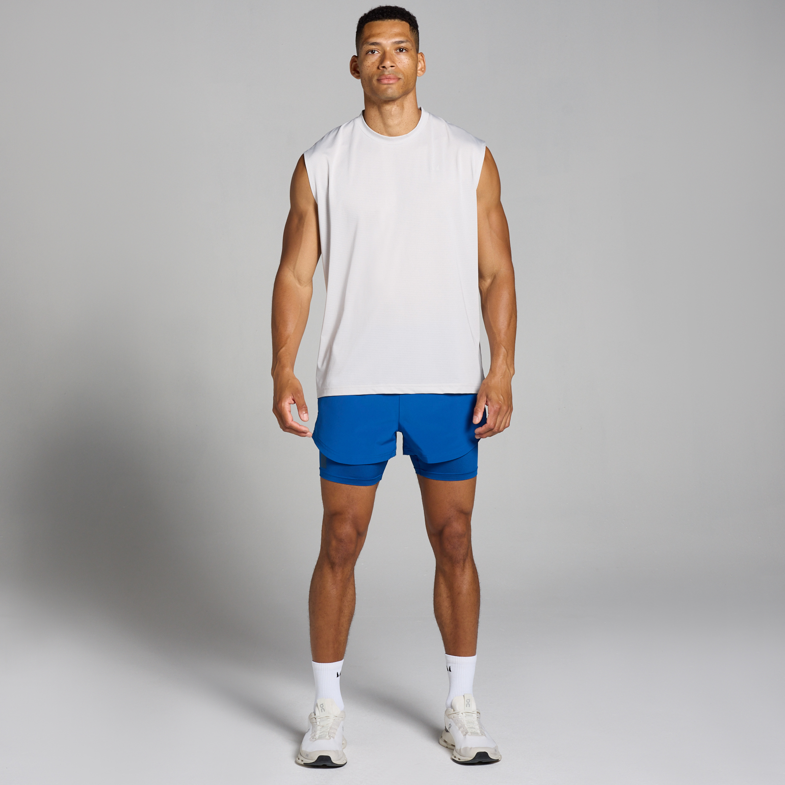 5059883374000 - Herren Tempo 2-in-1-Shorts — Echtblau - XS