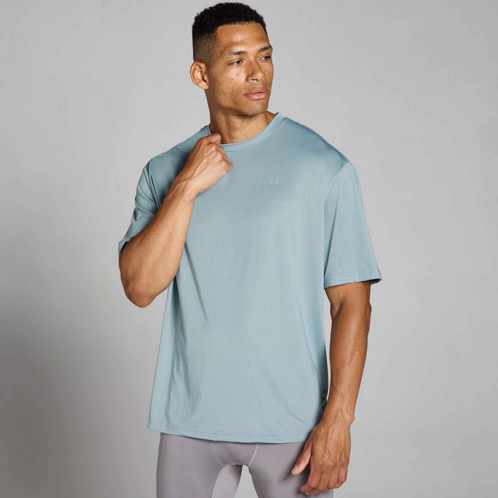 Image of T-shirt sportiva oversize in mesh MP Tempo da uomo - Grigio piombo - XXXL