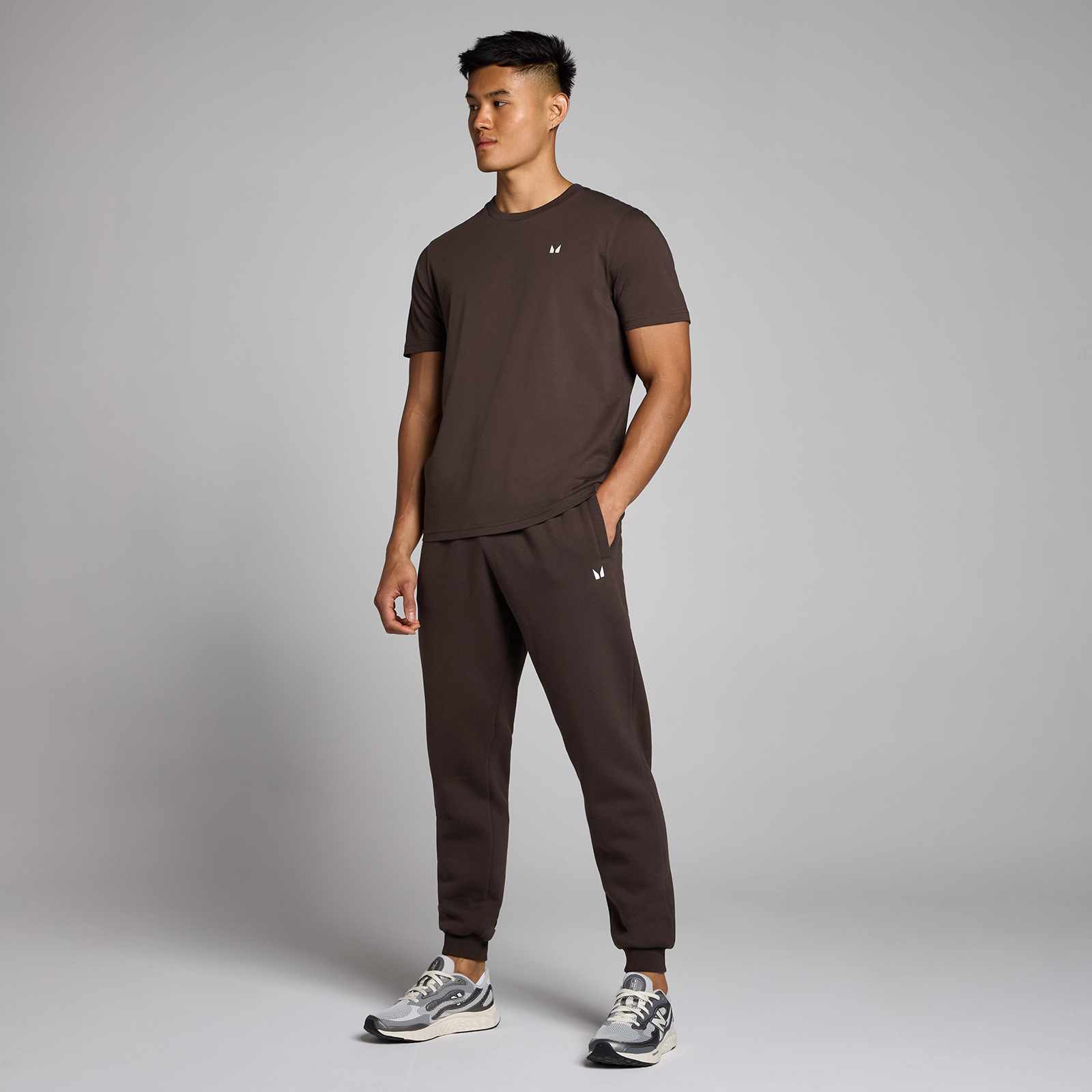 5059883377308 - Herren Rest Day Jogginghose – Schokolade - S