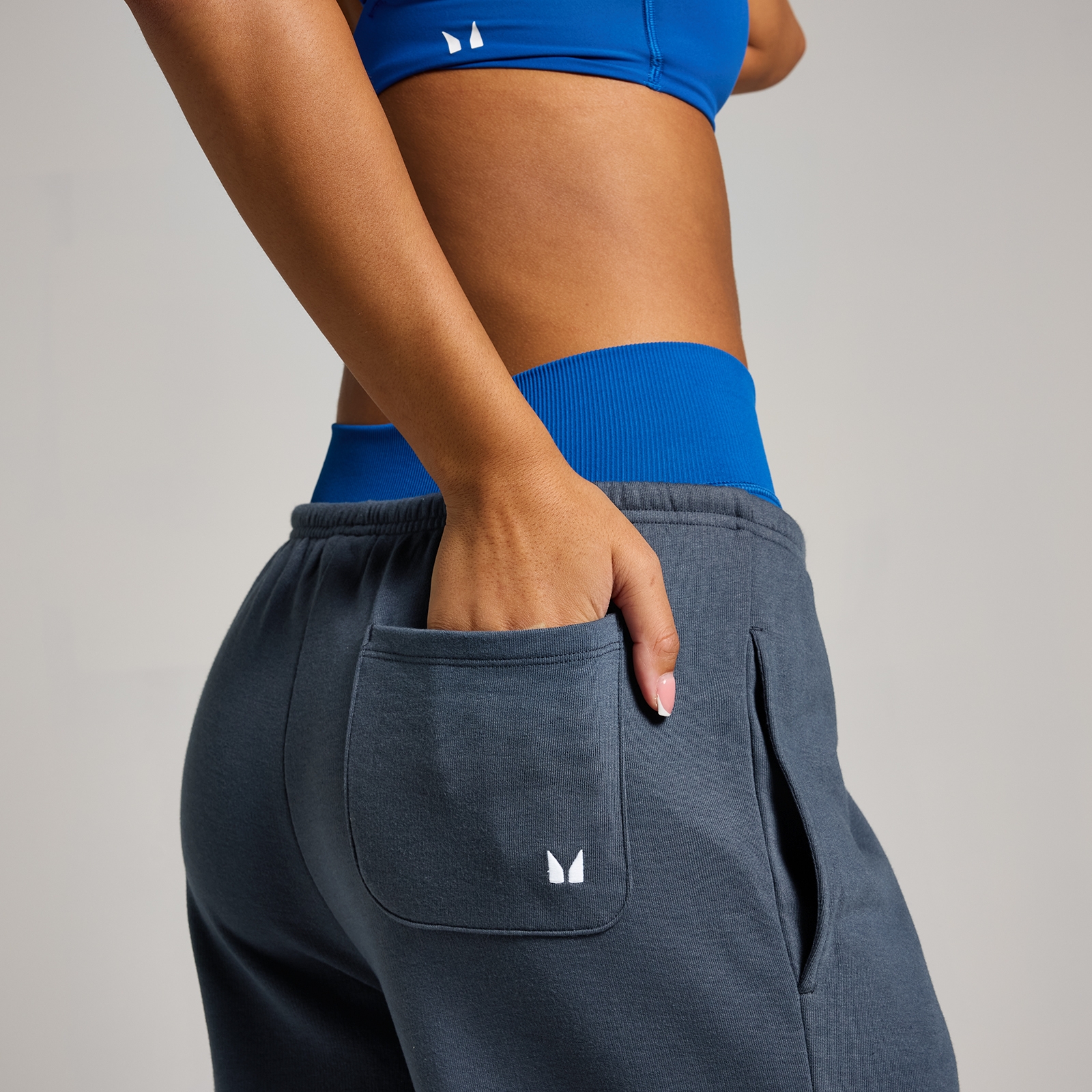 Thumbnail - MP Damen Tempo Mittelhohe Jogginghose mit Geradem Bein – Mitternacht - S