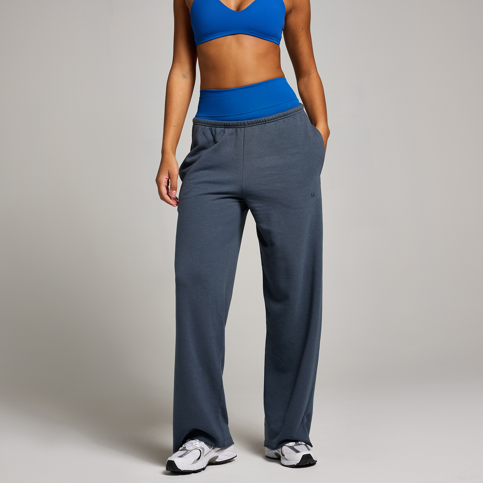 5059883380773 - Damen Tempo Mittelhohe Jogginghose mit Geradem Bein – Mitternacht - XXL