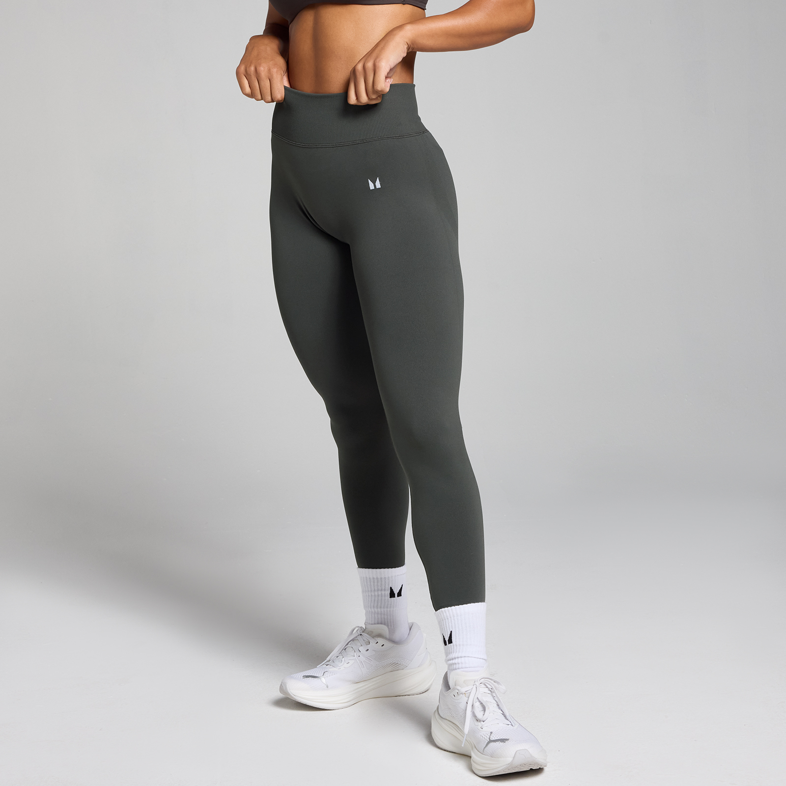 5059883380292 - Damen Tempo Mittelhohe Nahtlose Leggings – Nachtgrau - XXL